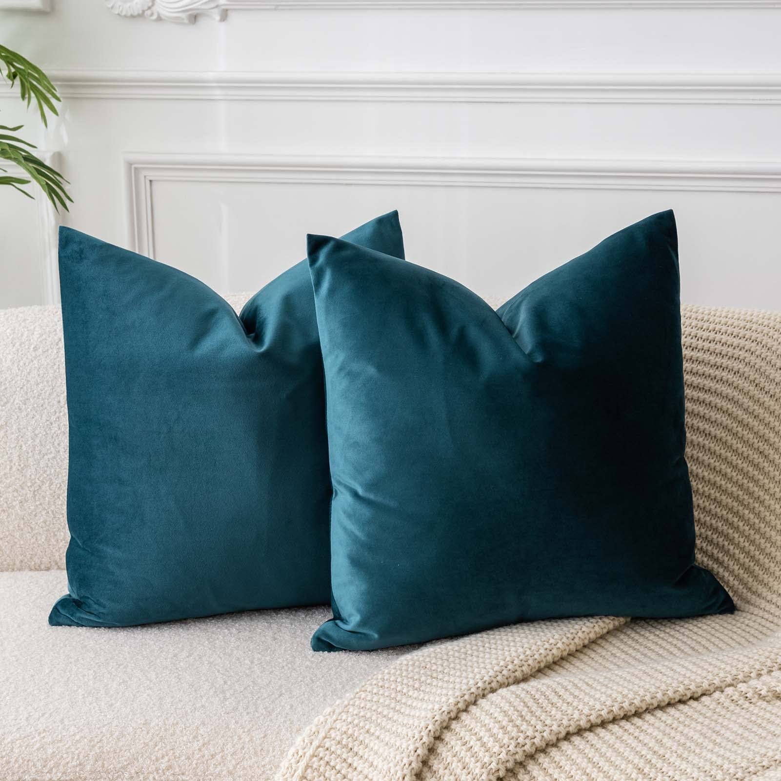 JUSPURBET Peacock Blue Soft Velvet Throw Pillow Covers 18x18 Set of 2,Decorative Solid Cushion Cases for Couch Sofa Bed