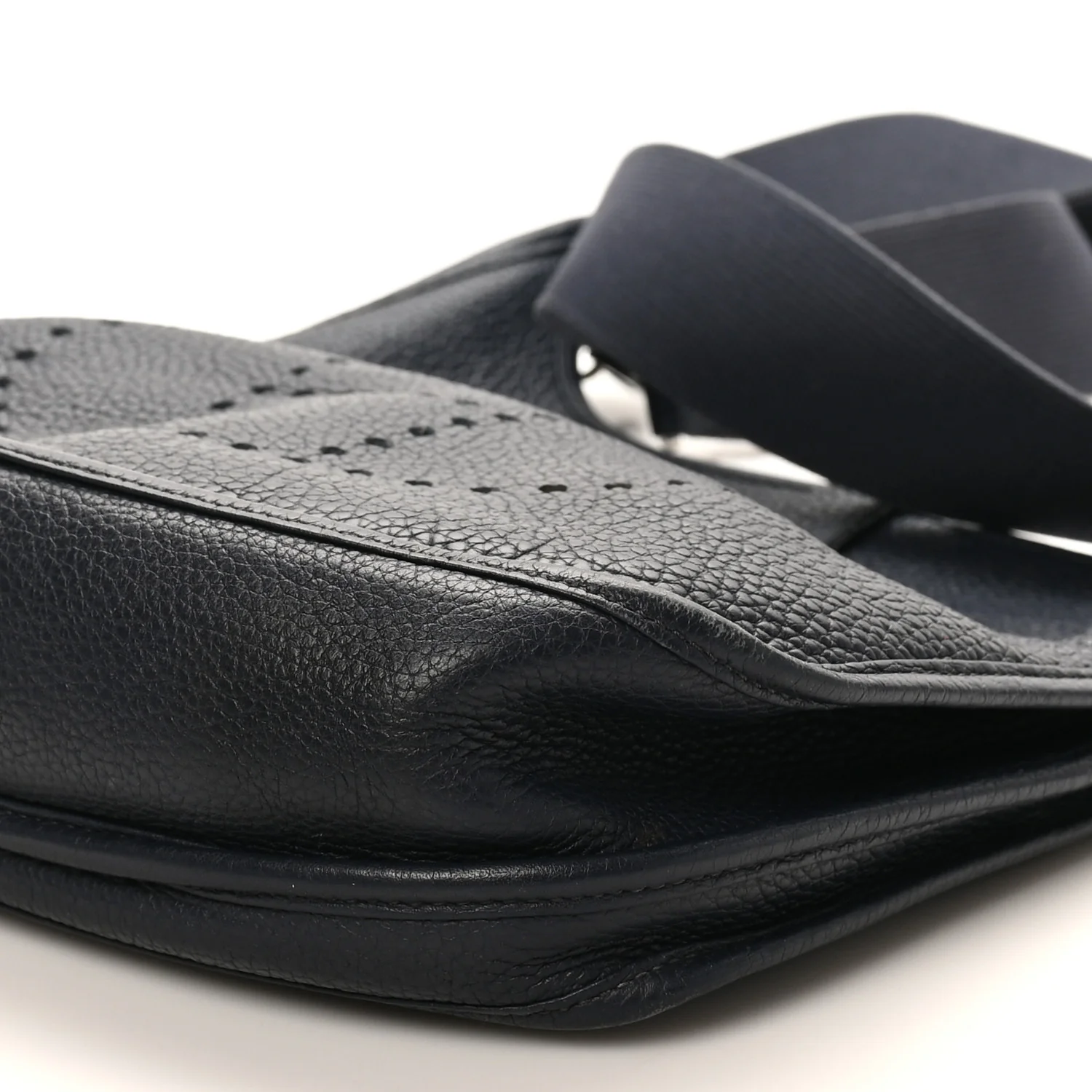 Taurillon Clemence Evelyne III PM Bleu Nuit