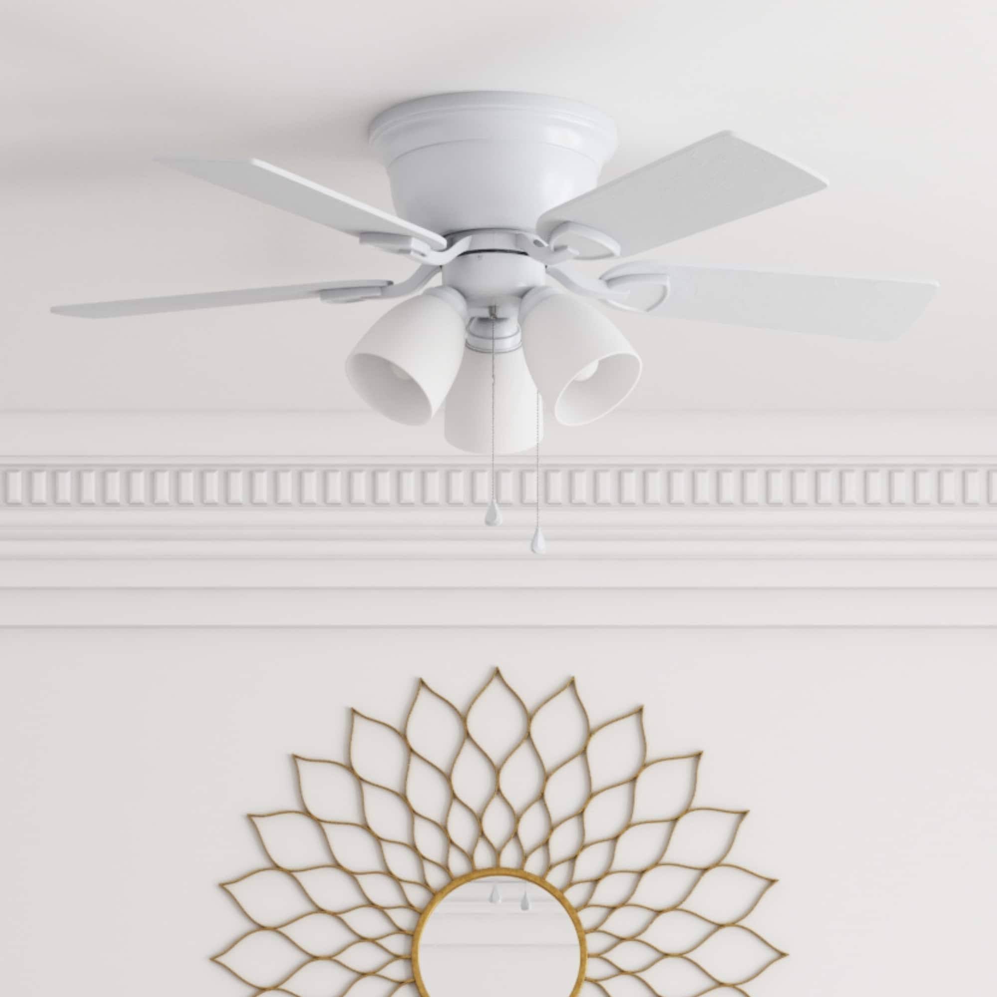 Harbor Breeze Centreville 42-in White Indoor Flush Mount Ceiling Fan with Light 40687