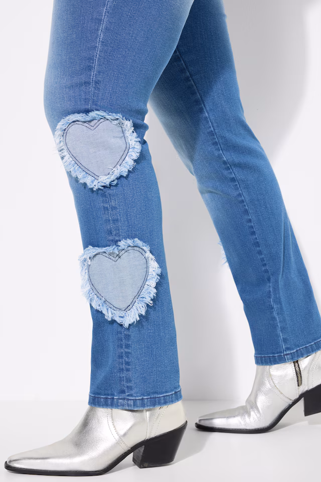 5-pocket heart cut-out jeans