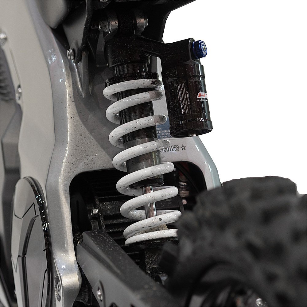 GoTrax - Moto tout-terrain électrique Everest avec une autonomie maximale de 80 km et une vitesse maximale de 85 km/h