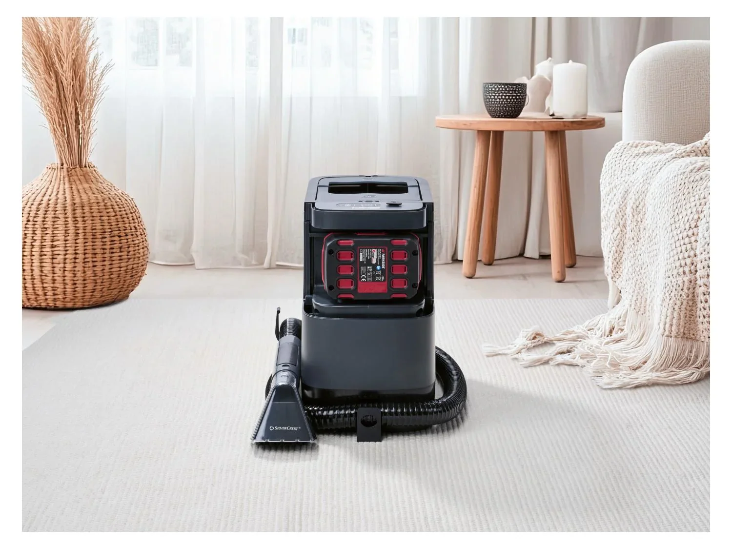 SILVERCREST Appareil de nettoyage sans fil pour tapis et tissus dameublement