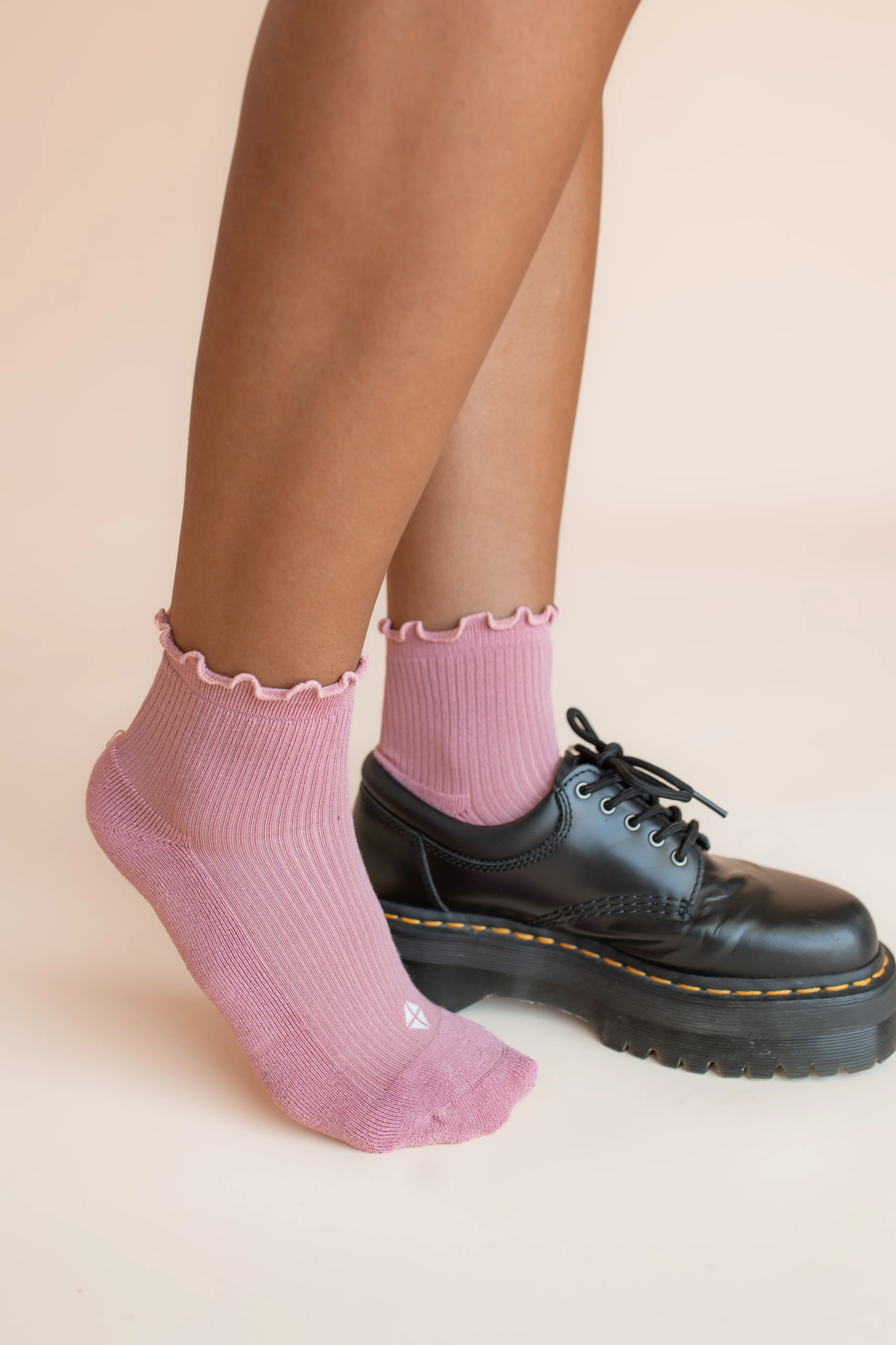 Women's Ruffle Socks in Apple Blossom