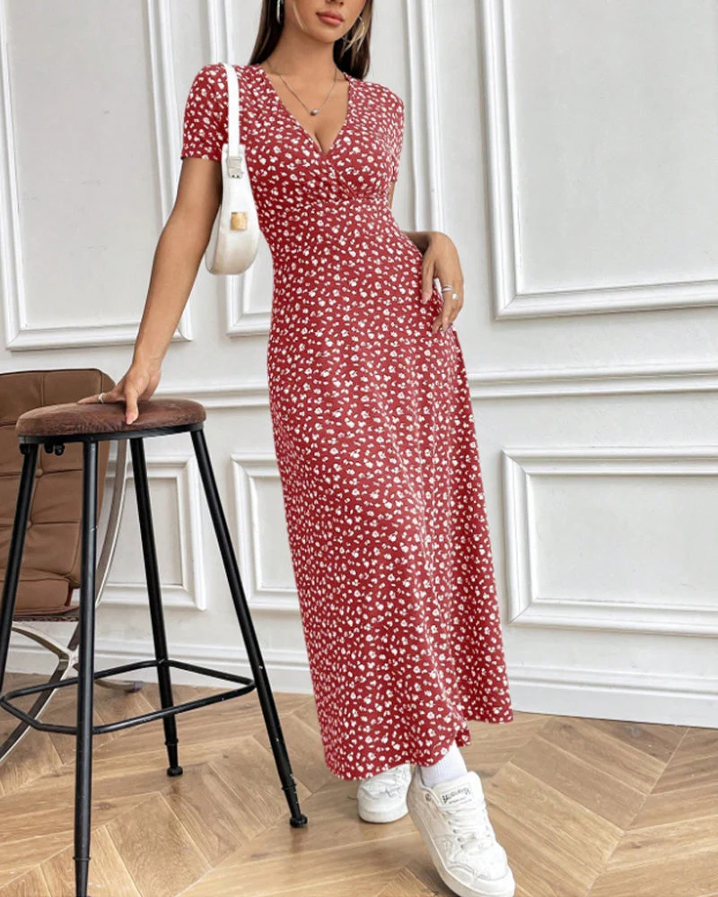 Robe moulante imprimée élégante