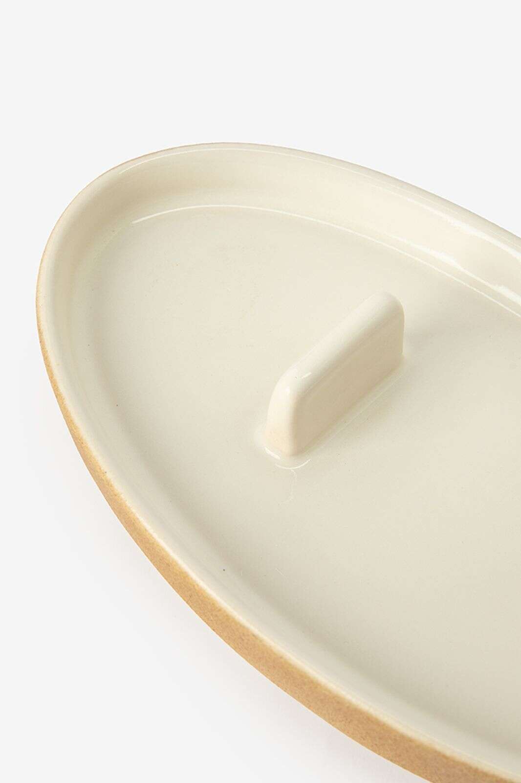 WItte keramieken wierookhouder