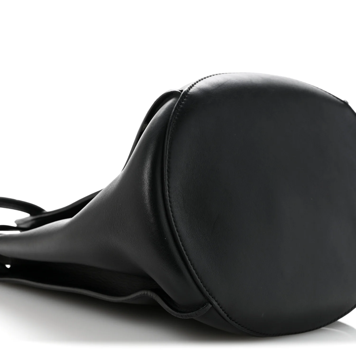 Supple Grained Calfskin Long Strap Big Bag Bucket Black