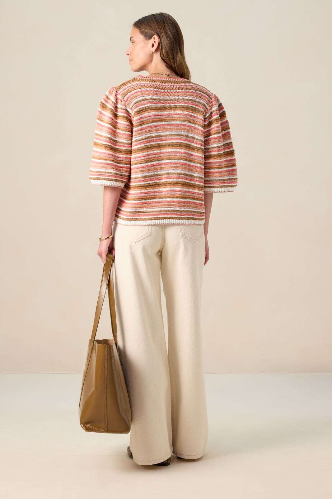 Roze gestreepte trui