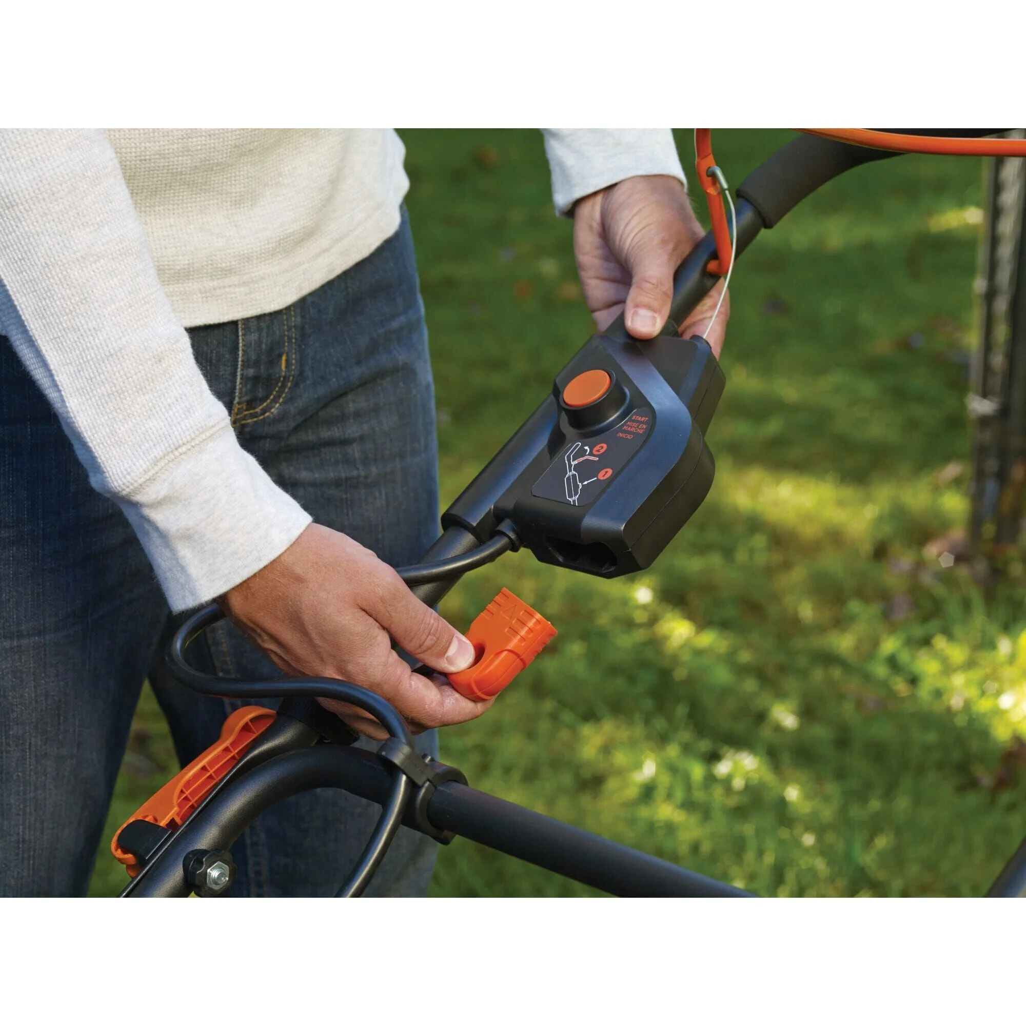 40V MAX* Cordless Lawn Mower with Battery and Charger Included, (CM2043C)(7" x 10") - Image 10