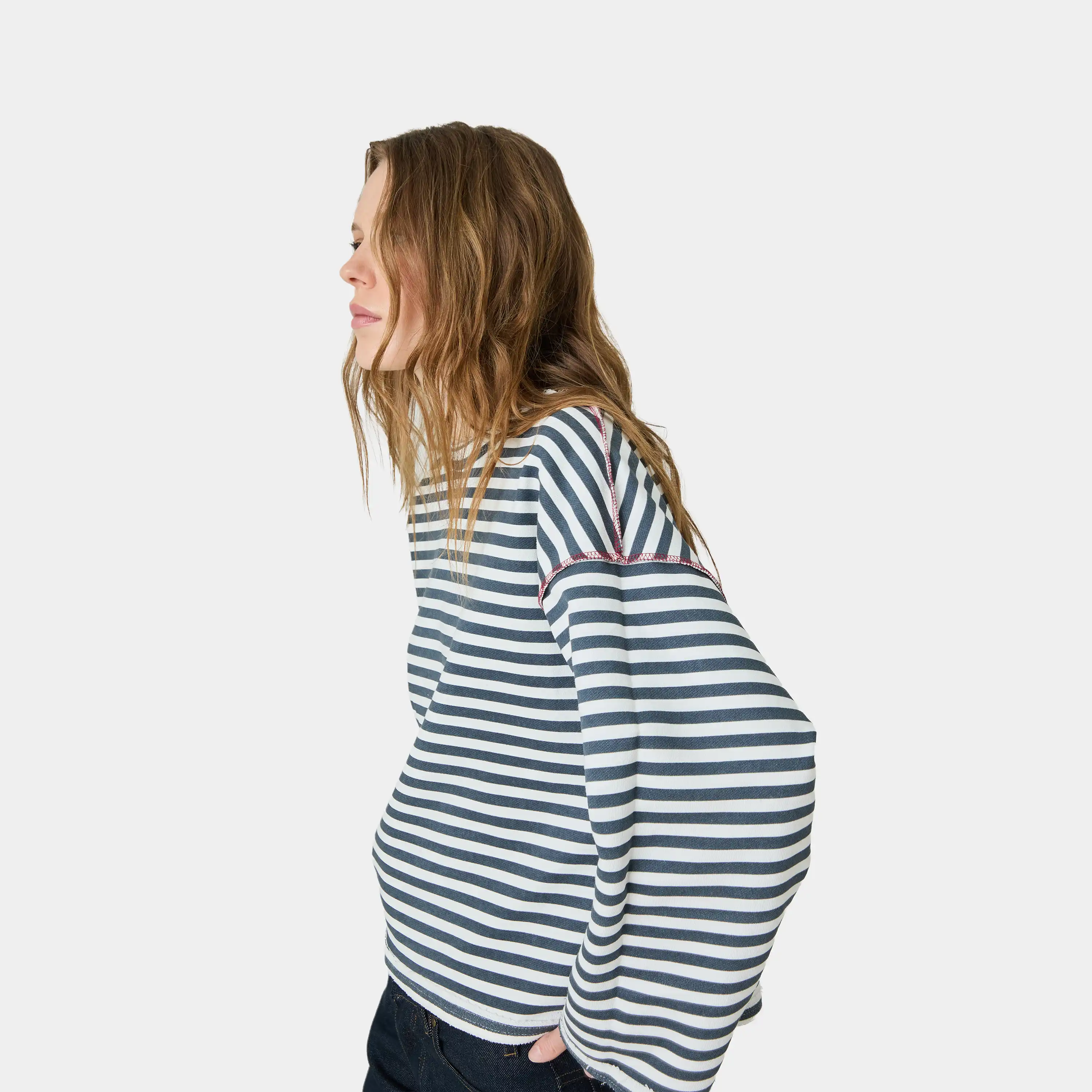 Sade Navy Reverse Crewneck
