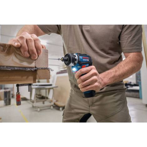 Bosch – Perceuse-visseuse sans fil 12V – Moteur sans balai – Couple 32Nm – Système FlexiClick pour perçage précis – Accessoires interchangeables — vue 2