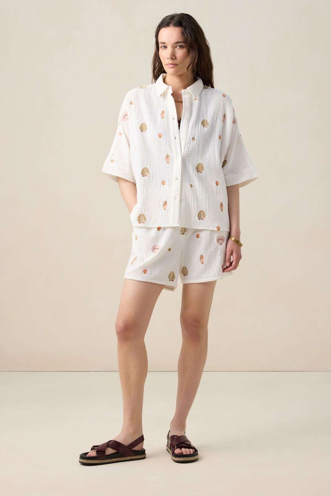 Witte mousseline short met embroidery