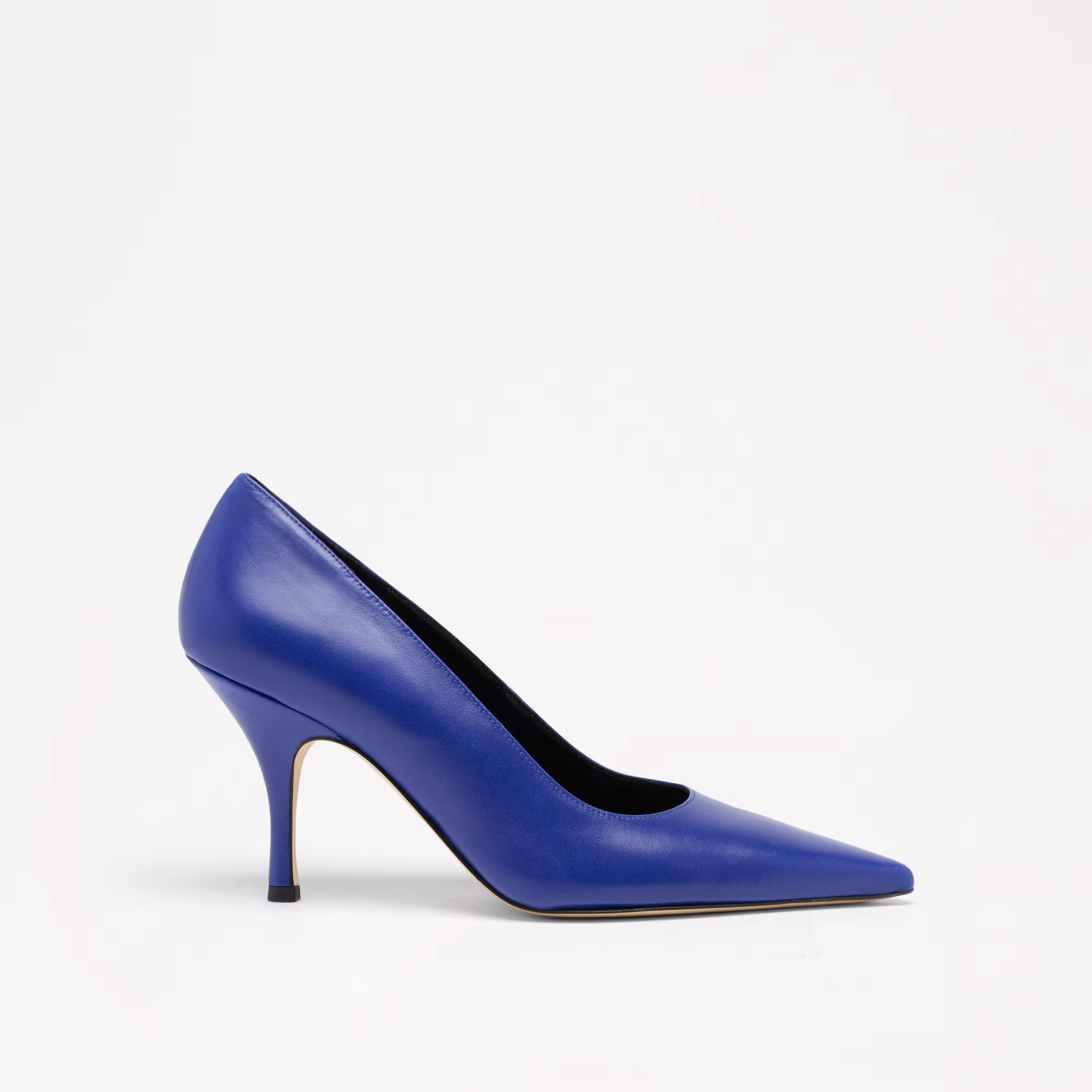 Hillcliffe Court High<br>High Heeled Court