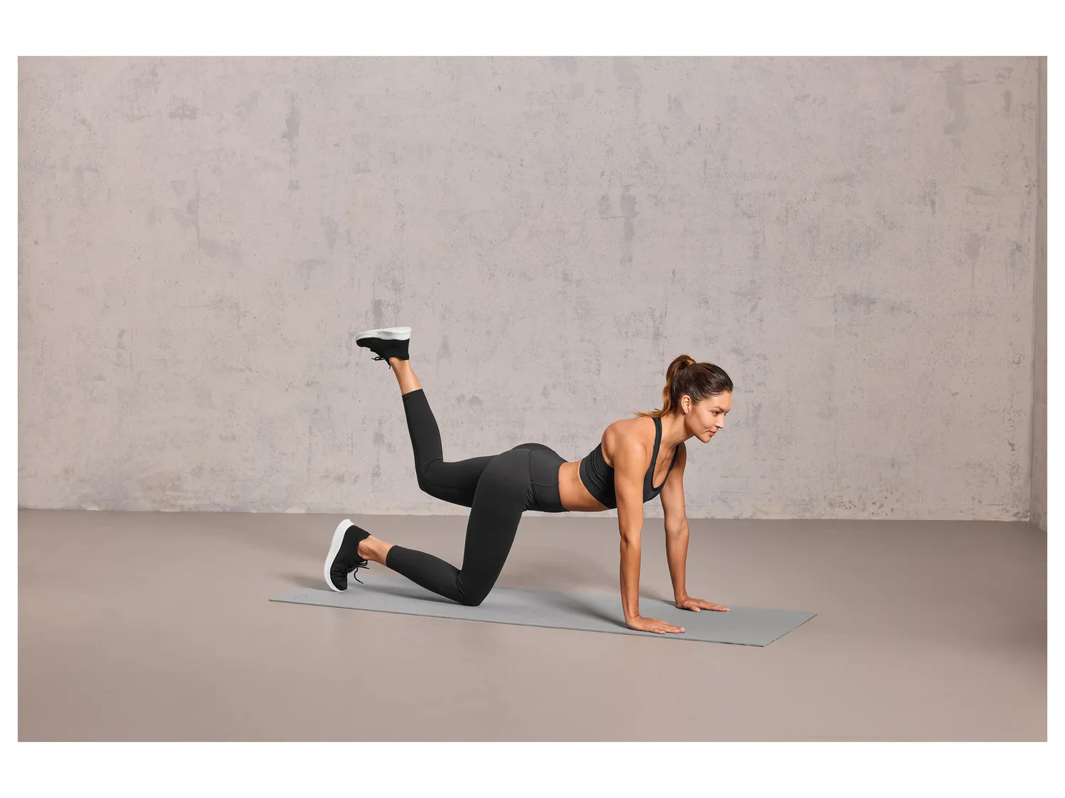 CRIVIT Tapis de fitness et de yoga, 183 x 61 cm