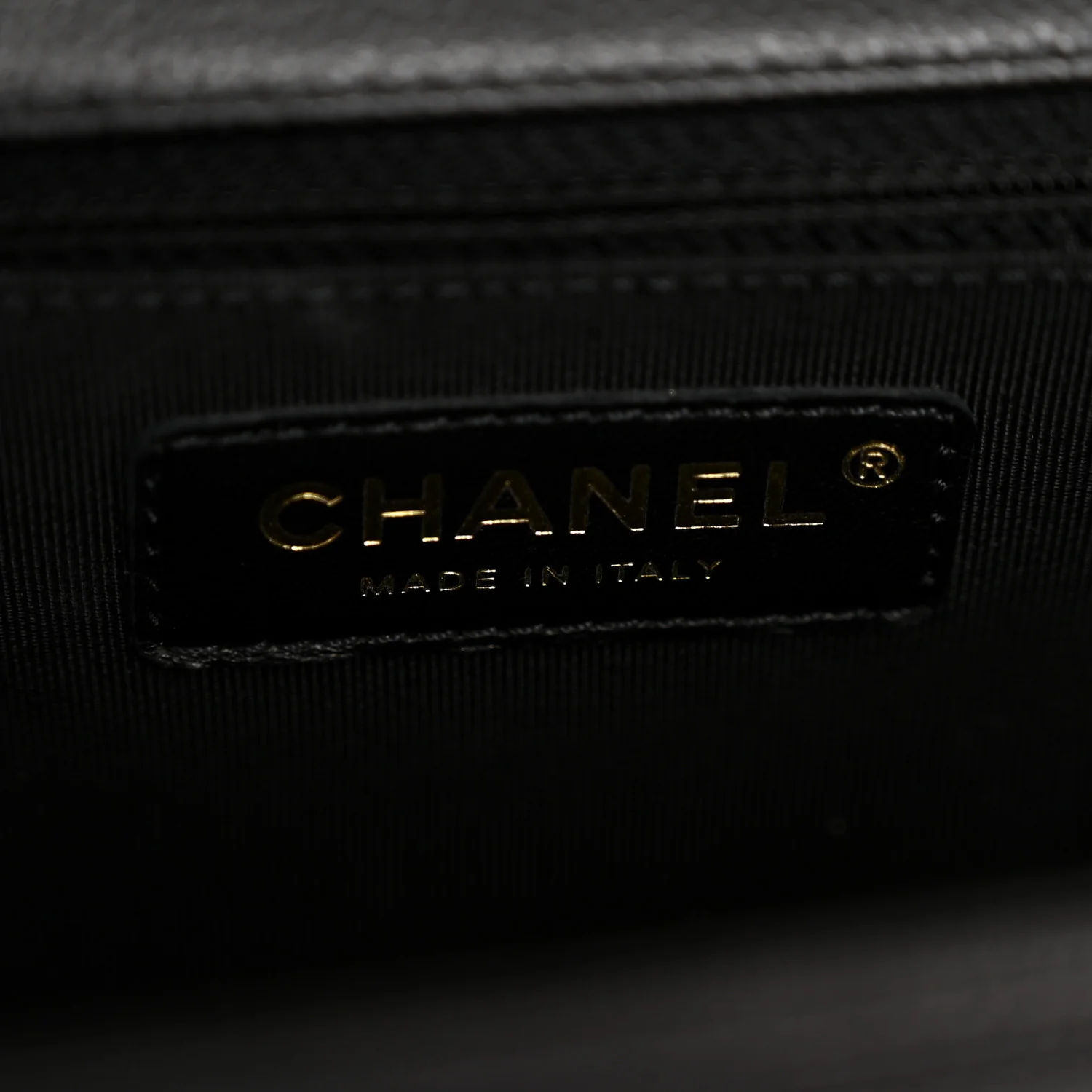 Caviar Quilted New Medium Boy Flap Black