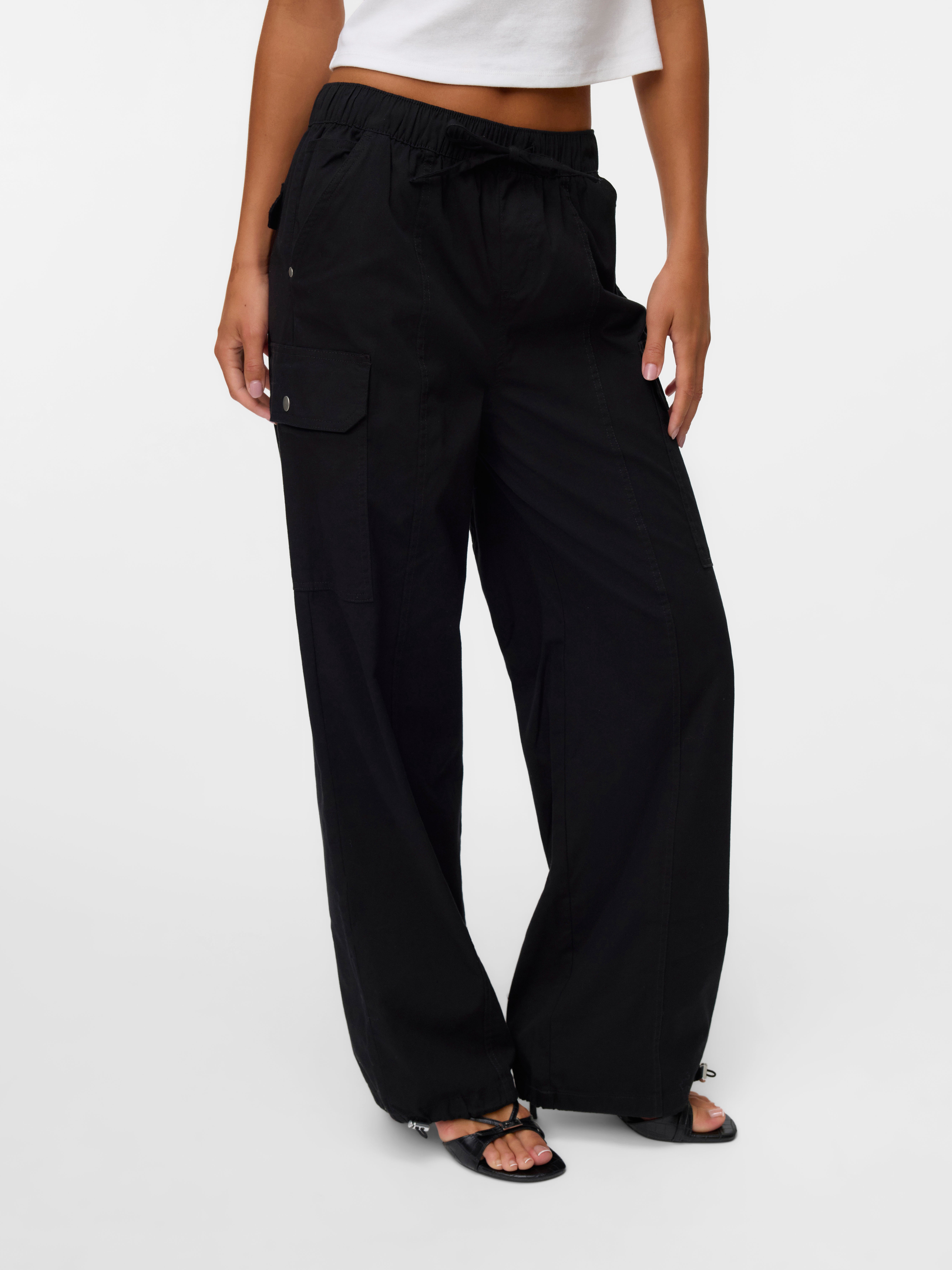VERO MODA® VMKARLIE Mid waist Cargo Trousers
