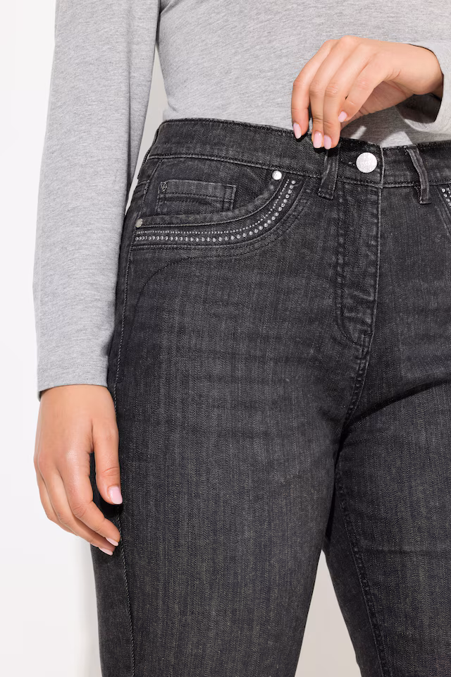 Rivet Detail Mom Jeans
