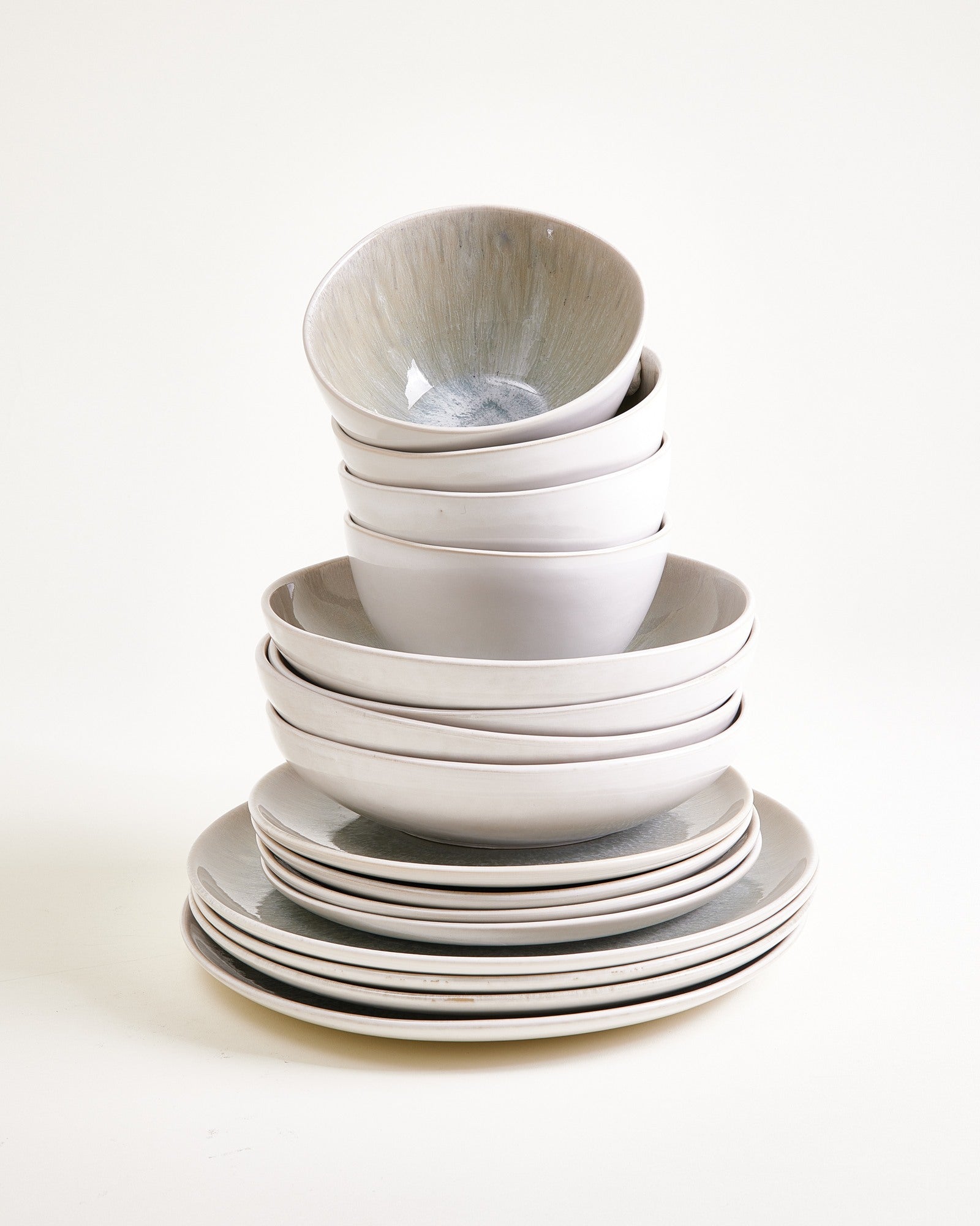 AREIA - TABLEWARE SET CLASSIC GRAY 16 PIECES