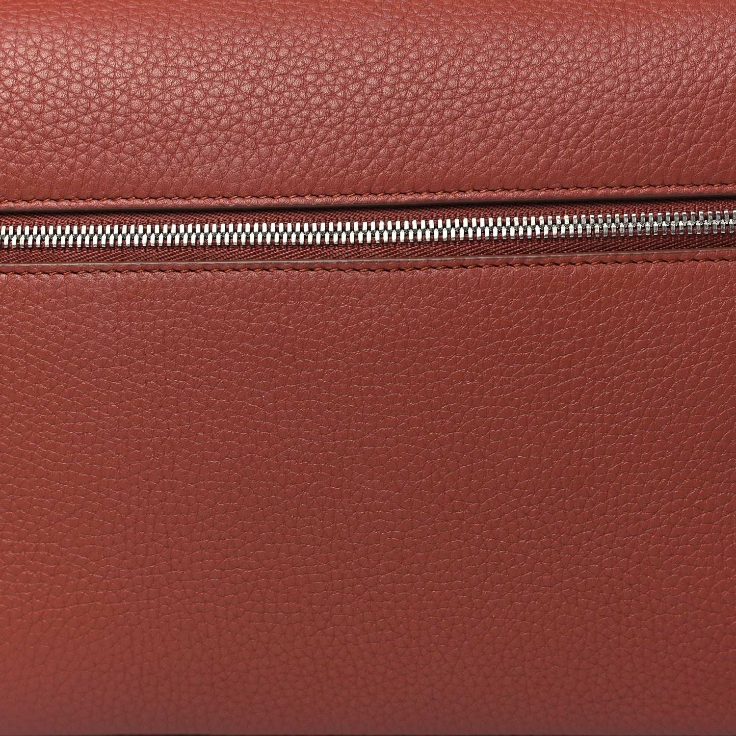 Tender Calfskin Extra Pocket L27 Kummel
