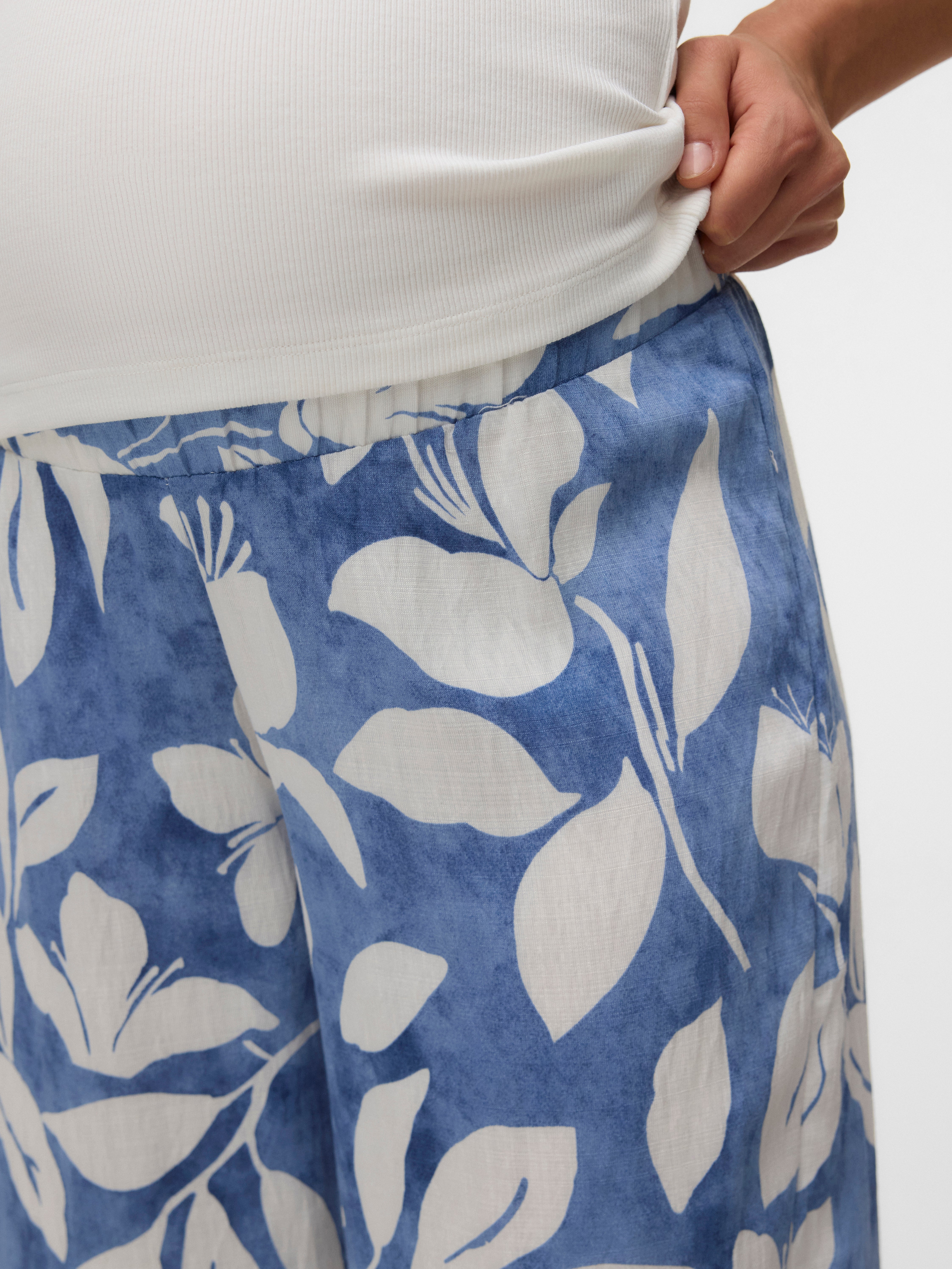 VERO MODA® Regular Fit Trousers