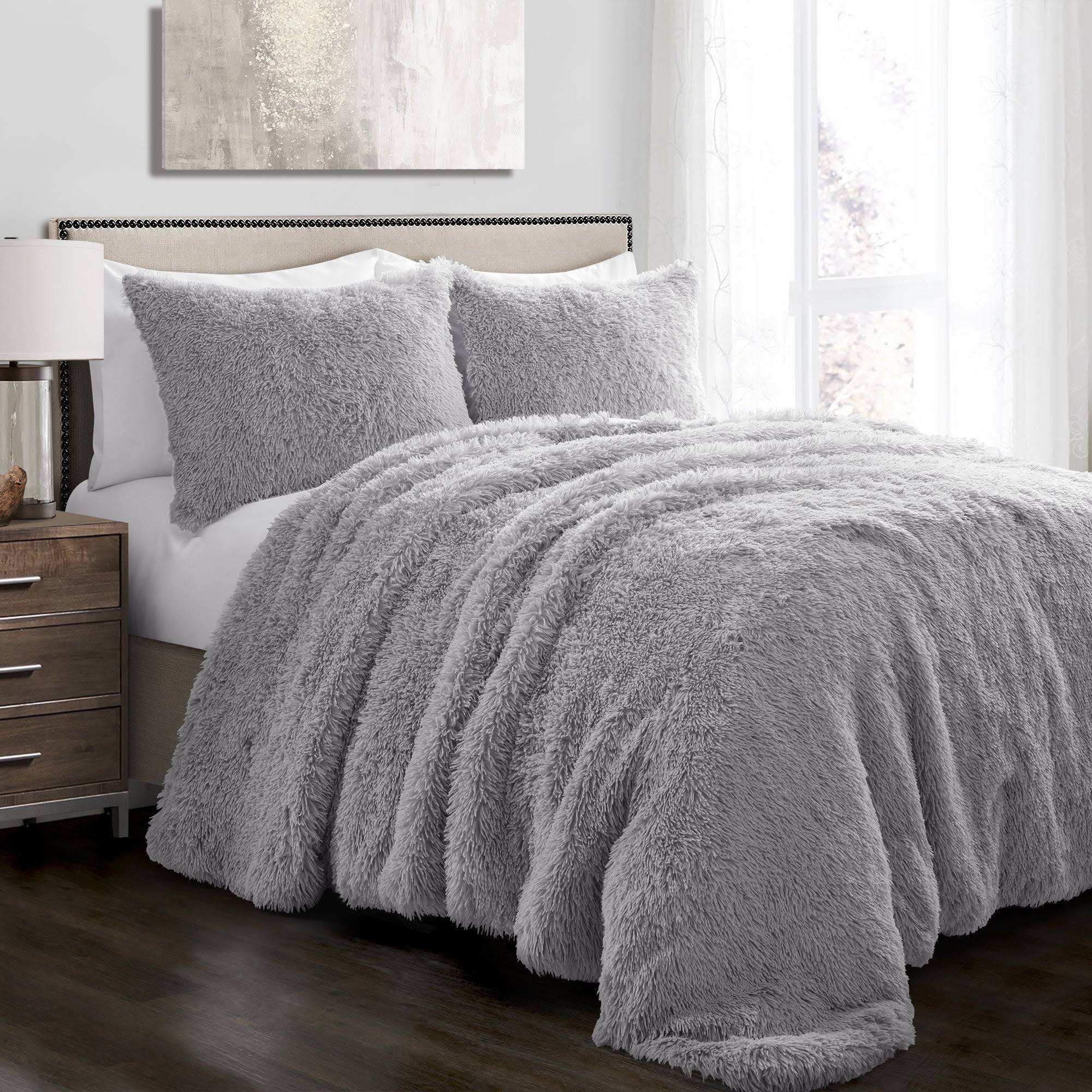Lush Decor Emma Faux Fur Comforter Light Gray 3PC Set Full/Queen