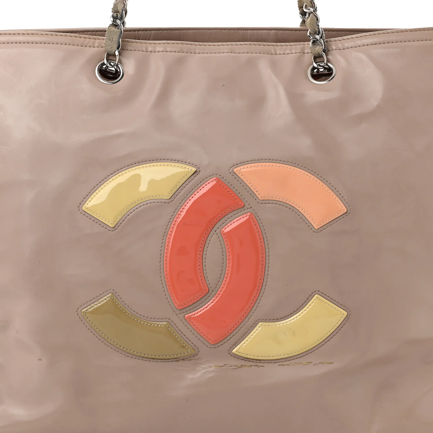 Vinyl Large Lipstick Tote Dark Beige