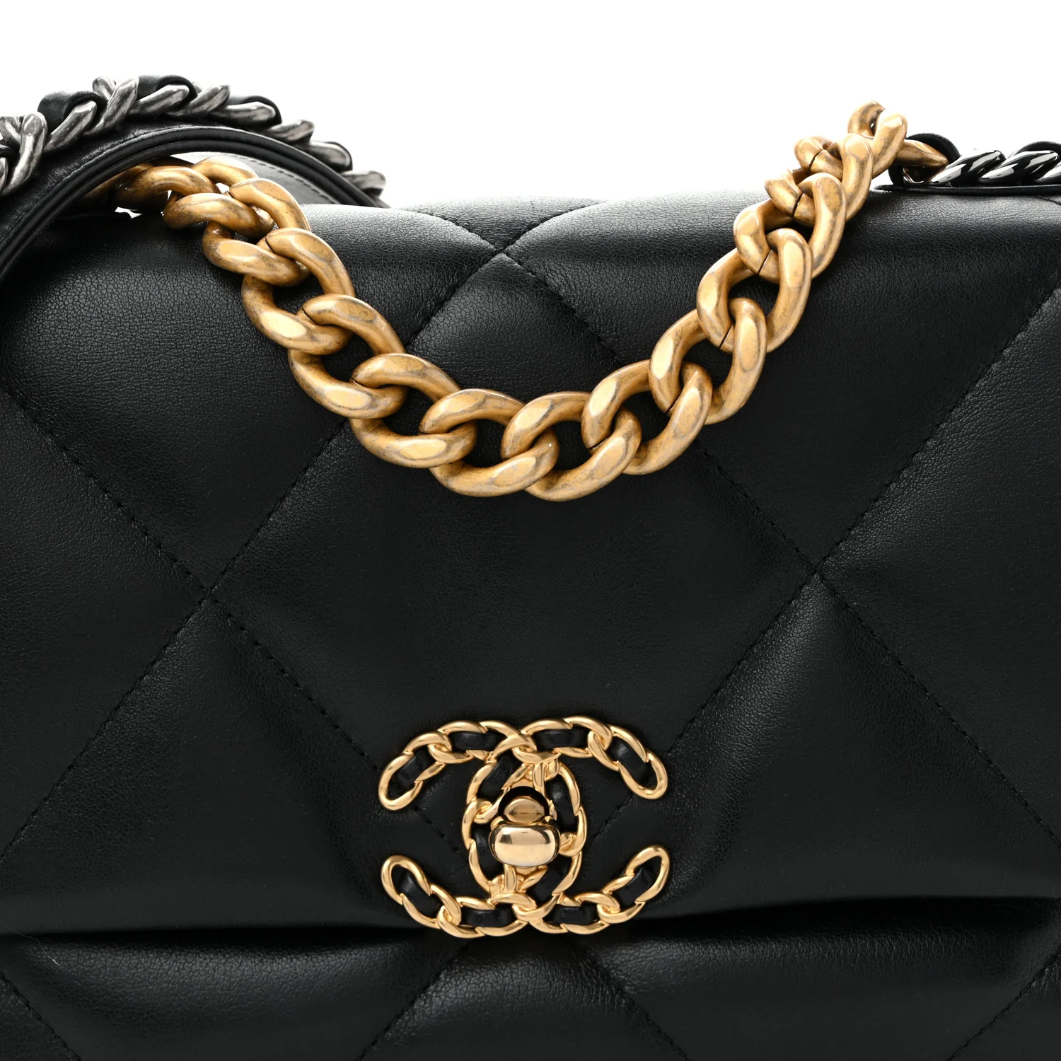 Shiny Goatskin Quilted Medium Chanel 19 Flap Black
