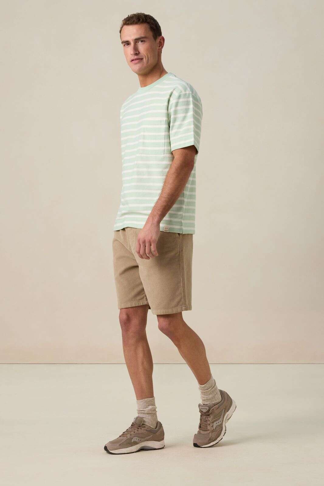 Lichtgroen T-shirt met strepen