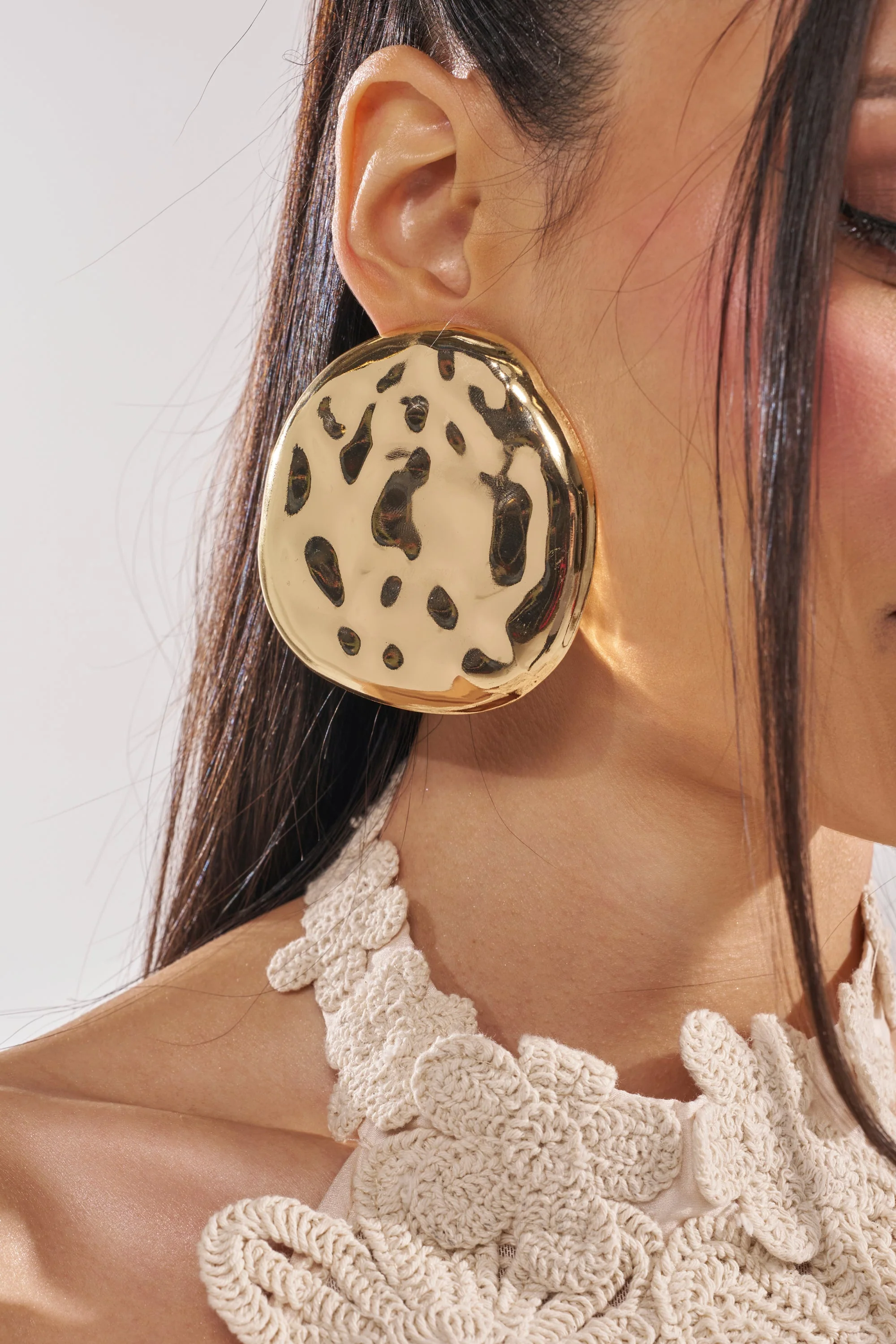 CRUSHING IT EARRING - Akira Store