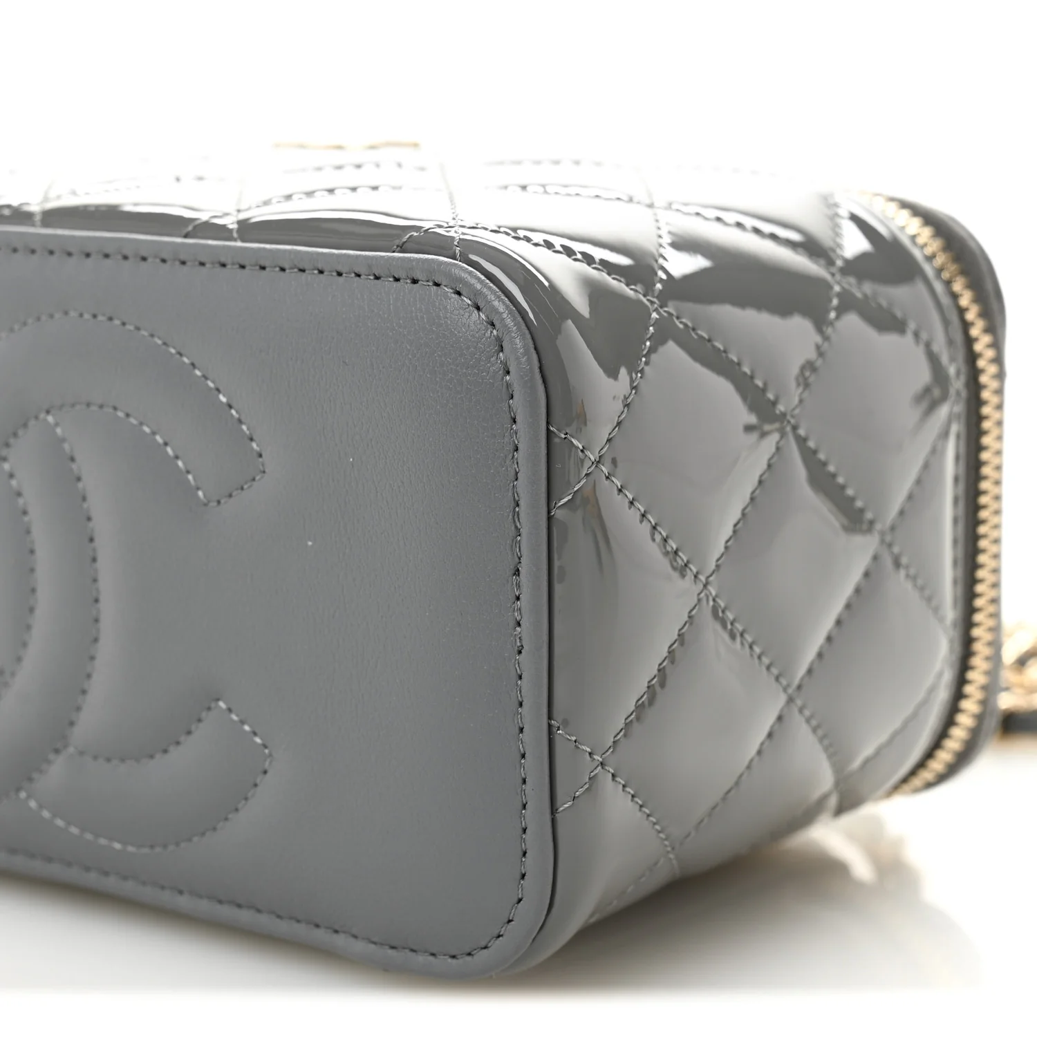 Patent Quilted Quilted Small Top Handle Vanity Case With Chain Grey
