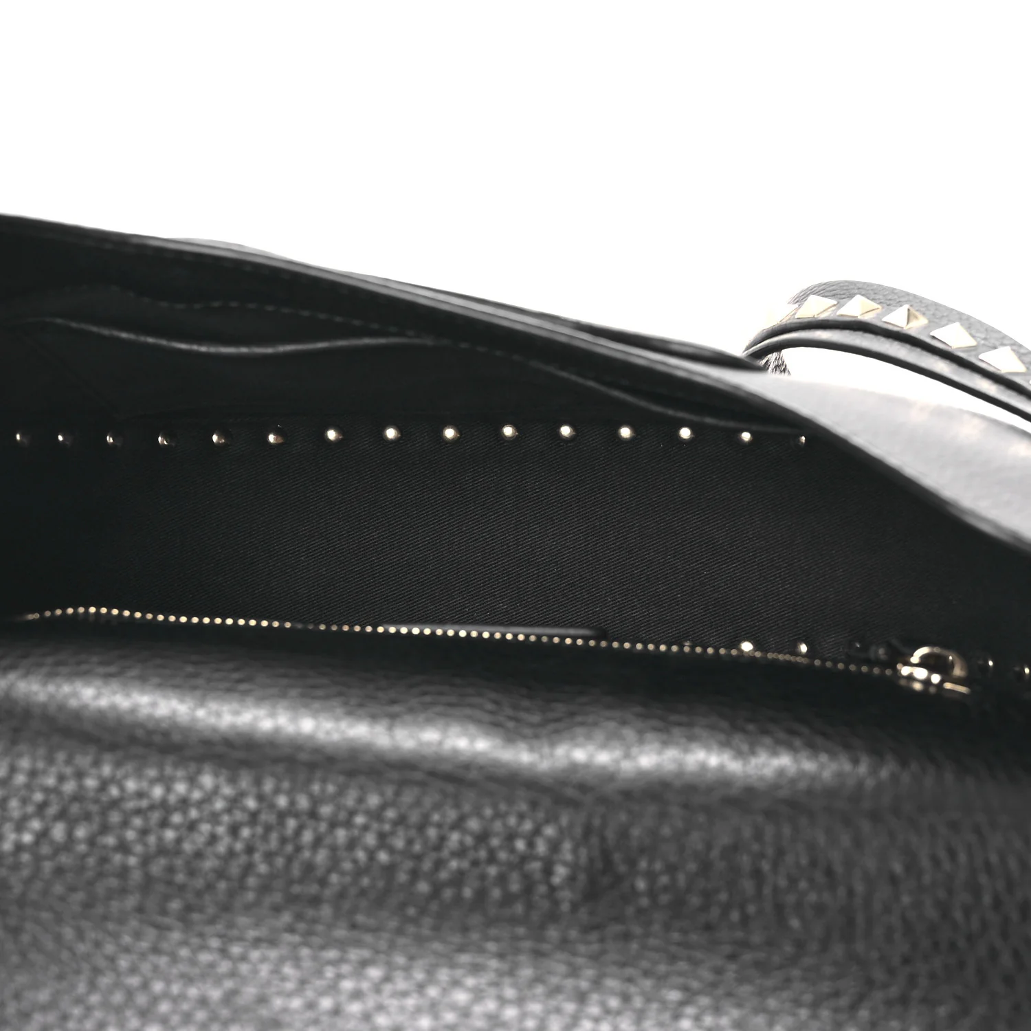 Grained Calfskin Rockstud Saddle Bag Black