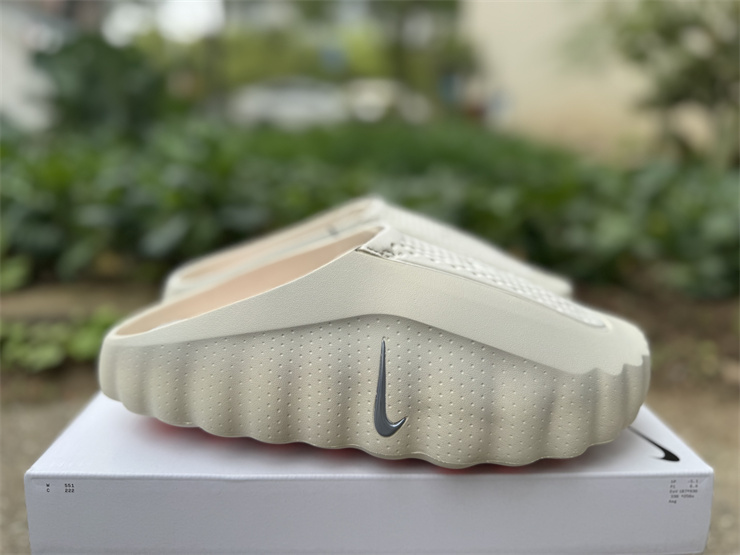 Nike Mind 001