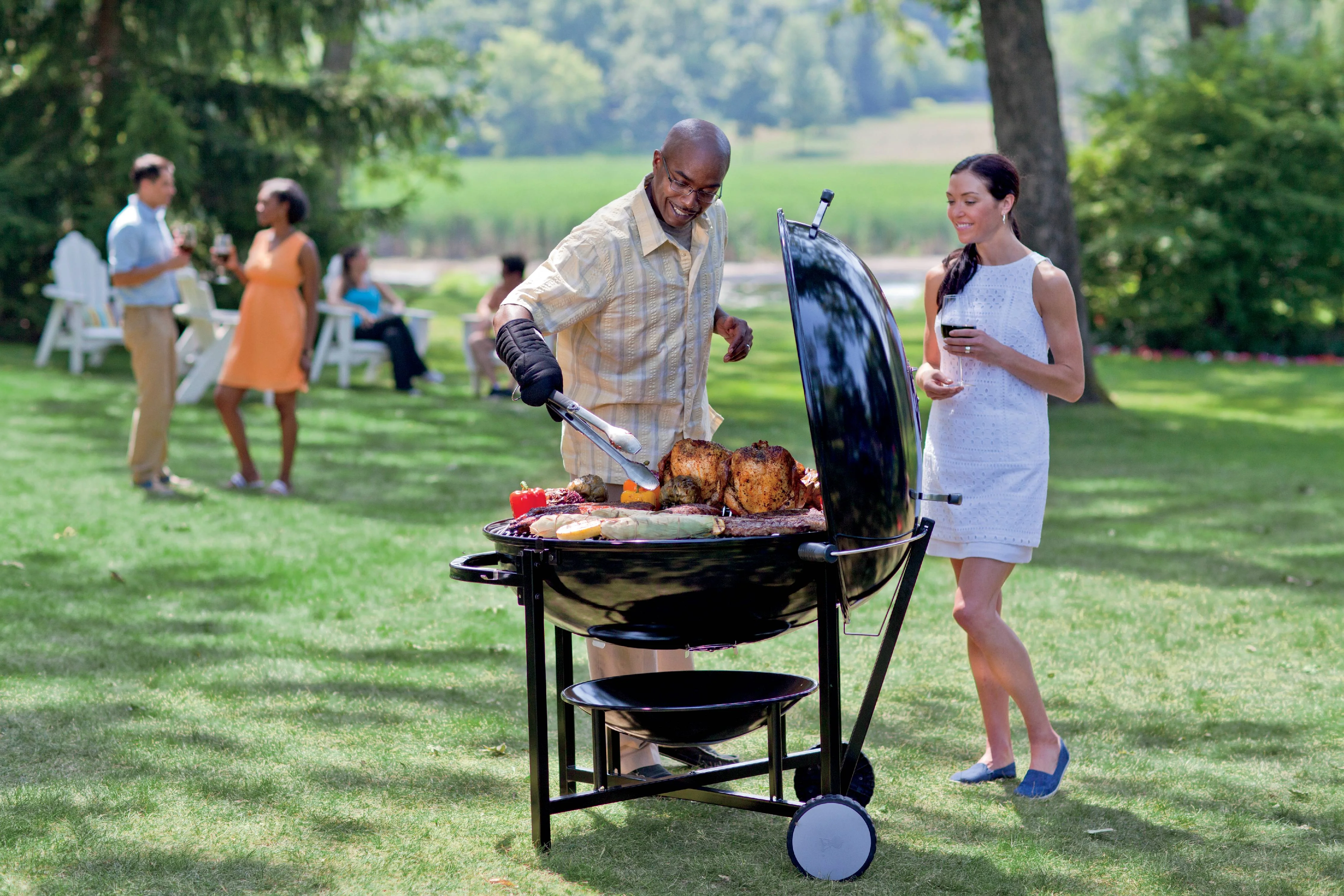 Weber Ranch Kettle 37'' Charcoal Grill