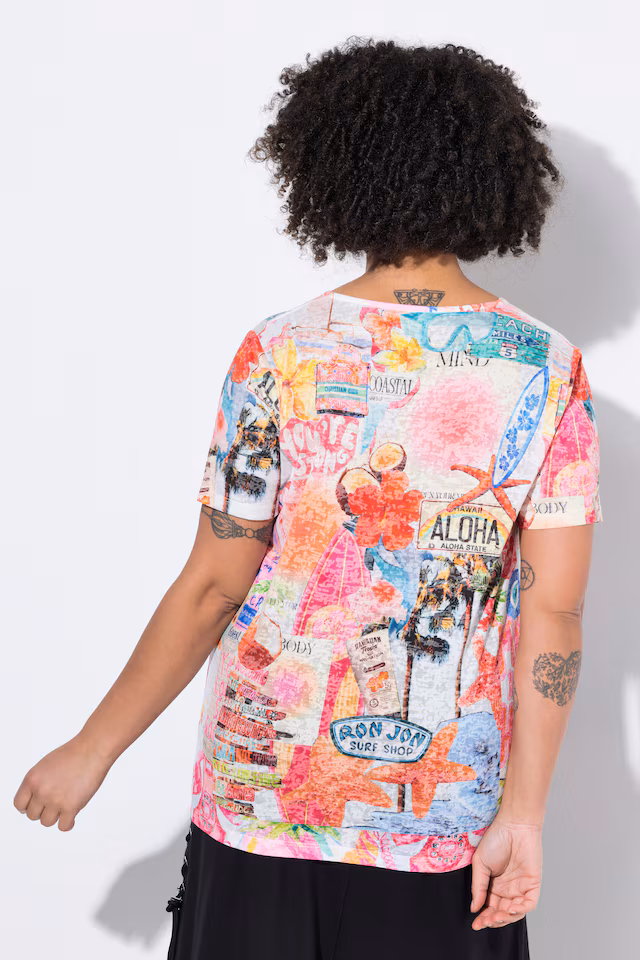 T-shirt, comfortable fit, beach, rhinestones