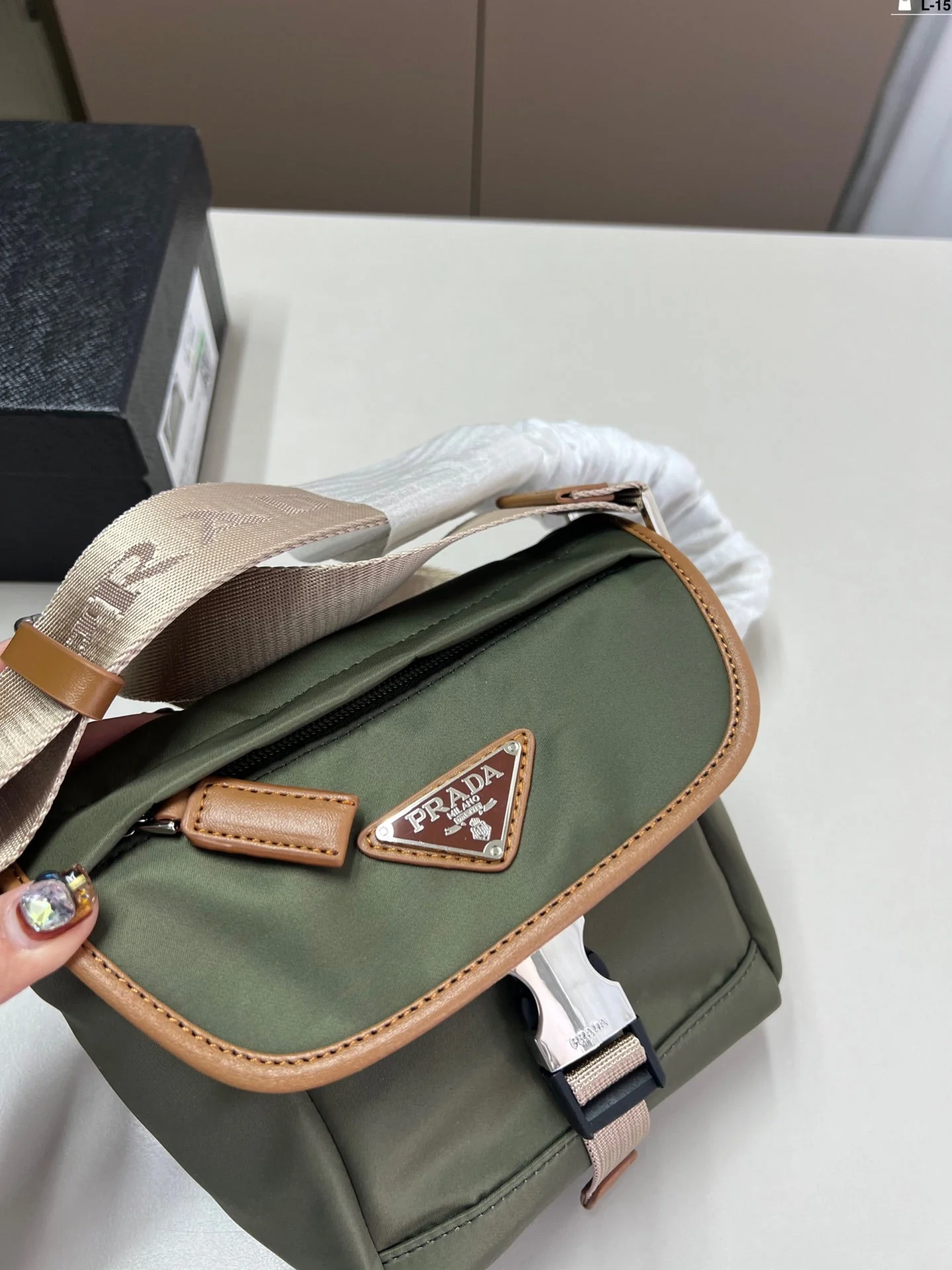 Prada Vintage Messenger Bag Crossbody 16x15cm