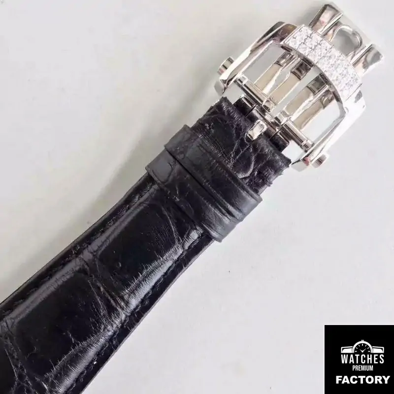Patek Philippe Nautilus Jumbo 5719 / 1G-001 White Dial