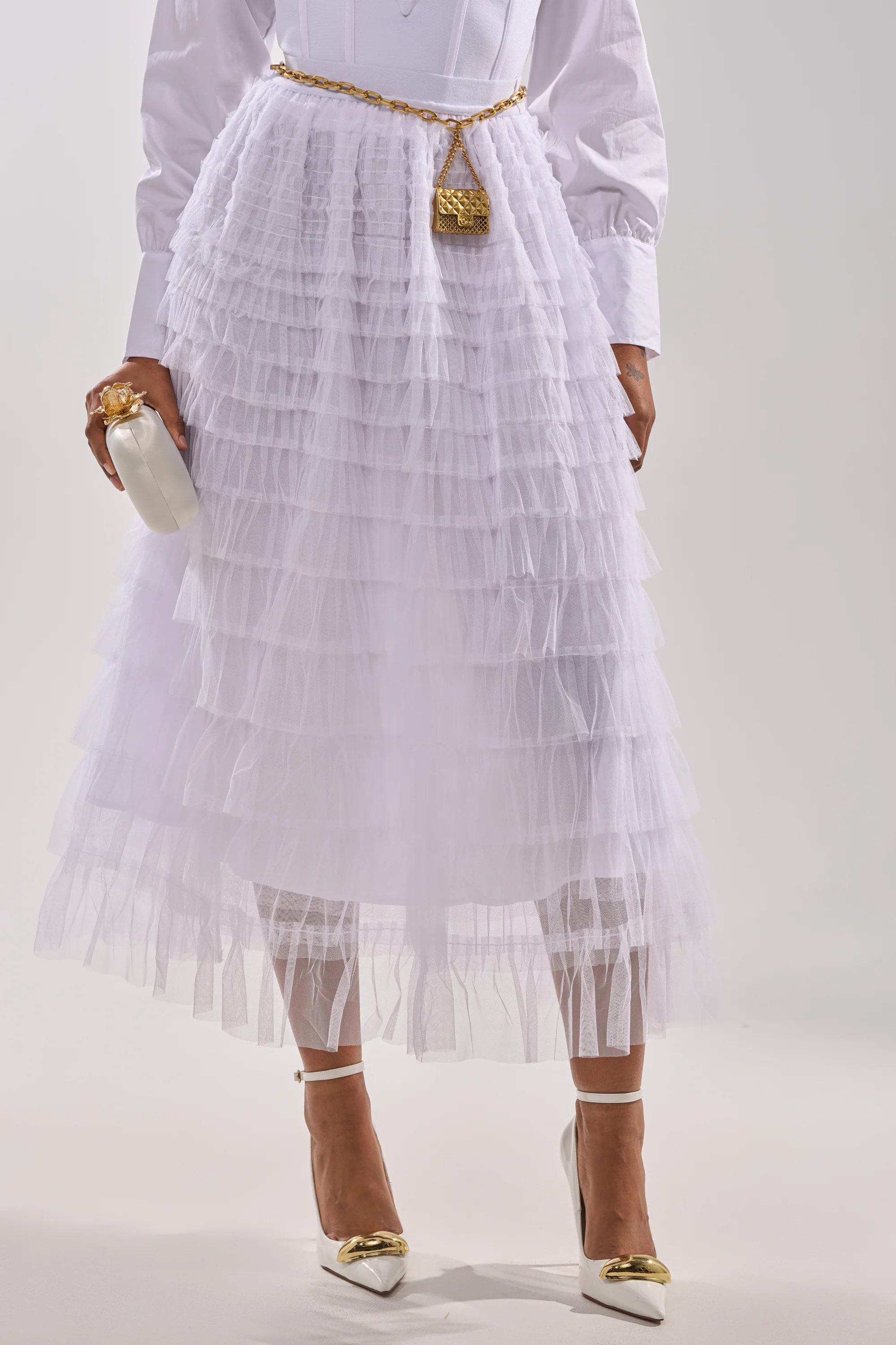 STARS ALIGNED MESH RUFFLE MAXI SKIRT IN WHITE - Akira Store