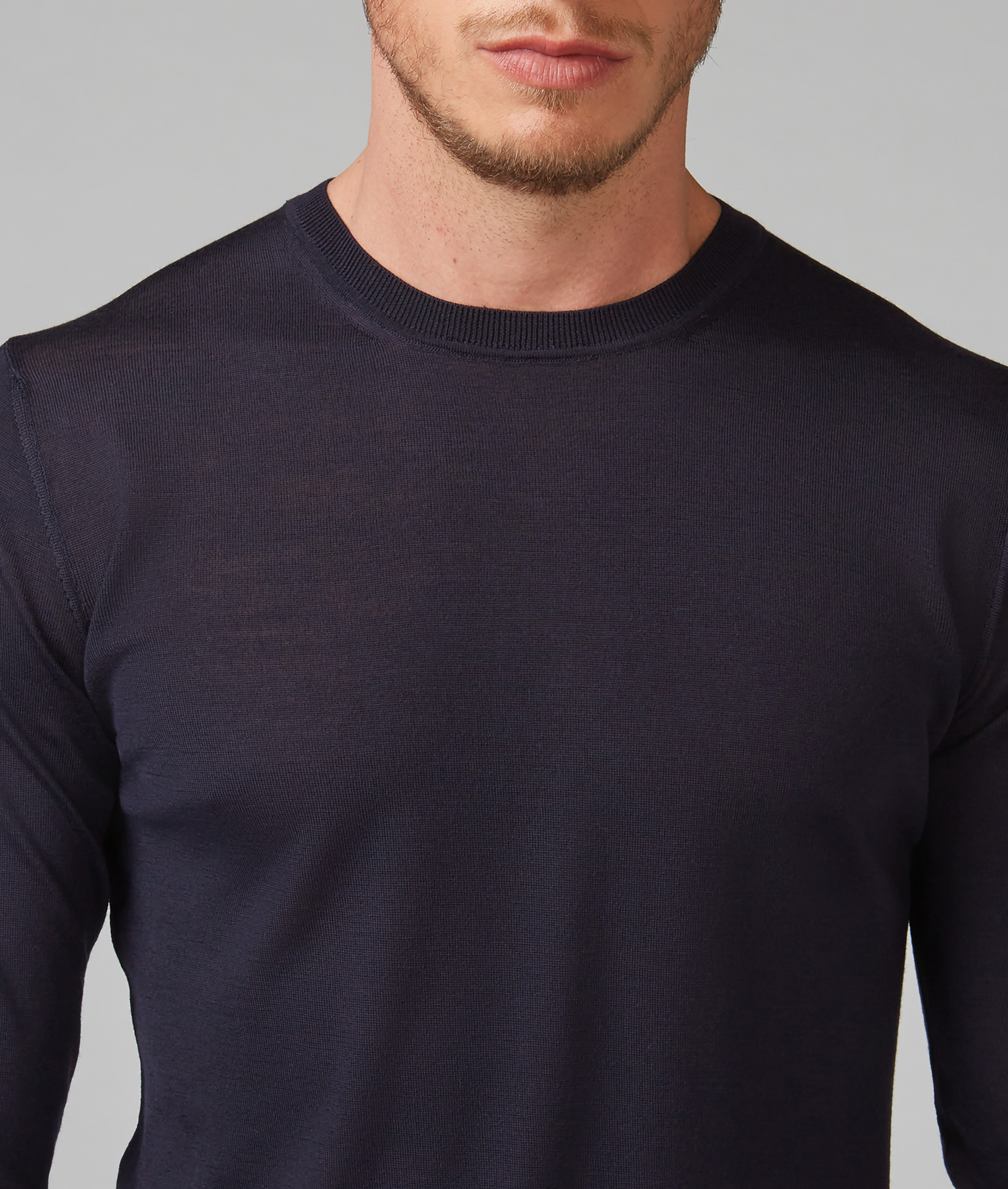 CREWNECK SWEATER IN VIRGIN WOOL NAVY BLUE