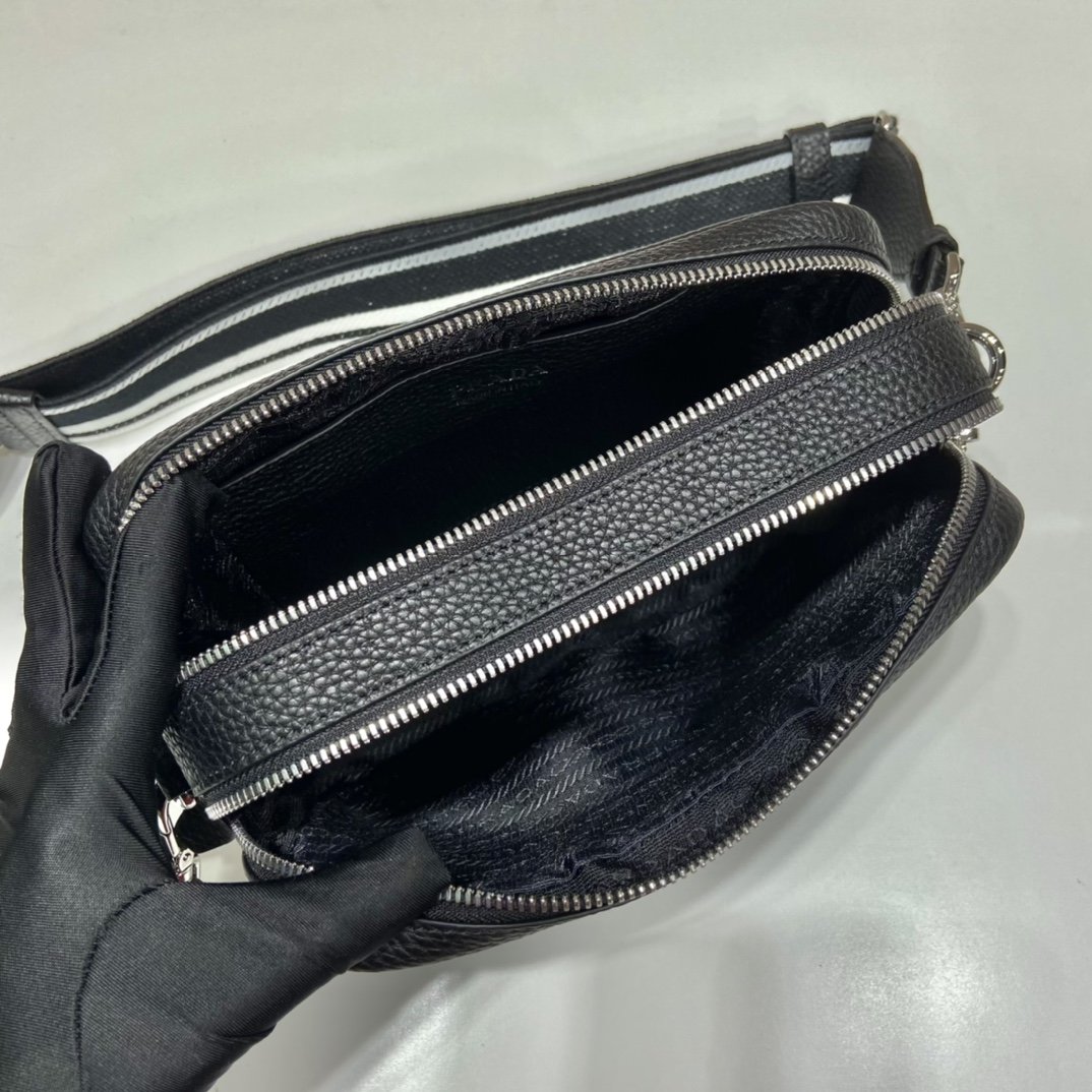 Pra Bag With Shoulder Strap Black For Women, Women's Bags 8.6in/22cm 1BH082_2DKV_F0002_V_3OM