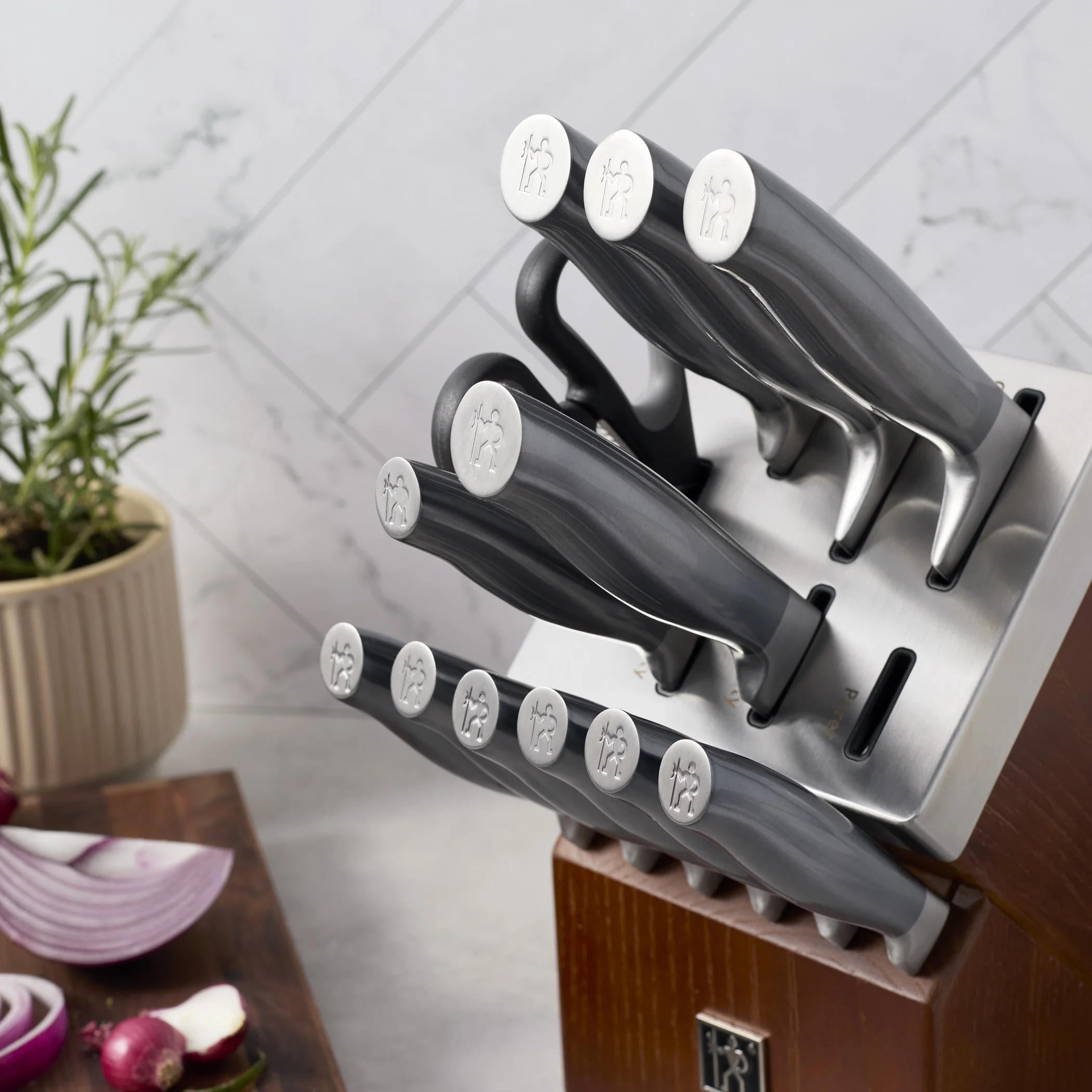 Graphite 14-pc Self-Sharpening Knife Block Set(14) - Image 10