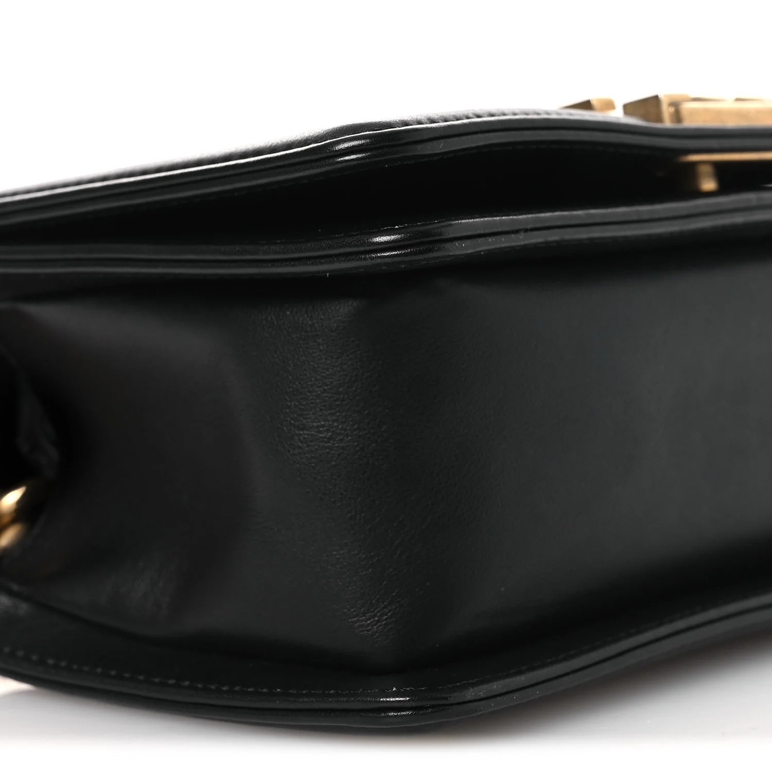 Calfskin Chevron Quilted Medium Boy Flap Black