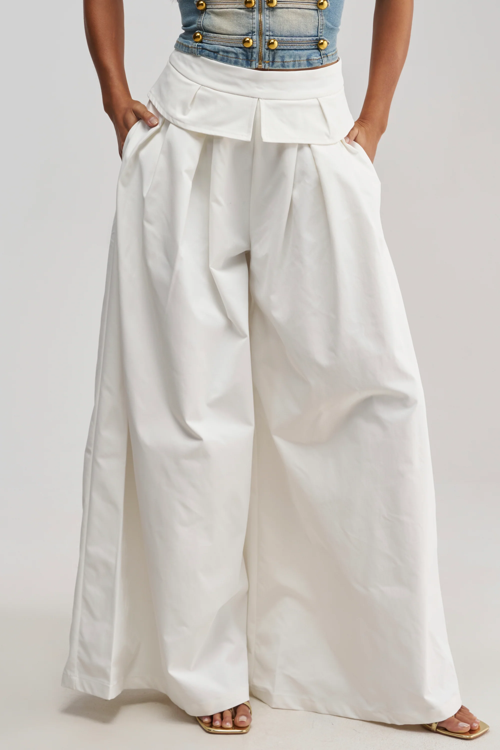 LOCKED IN LOVE TROUSER - Akira Store