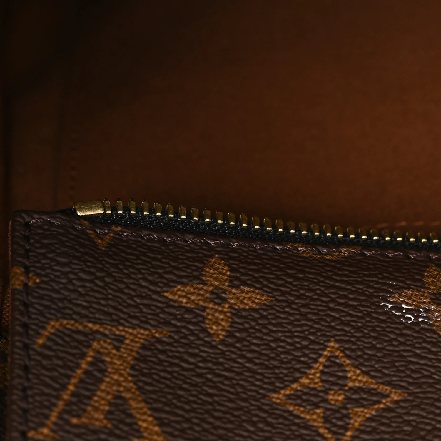 Monogram City Steamer XXL