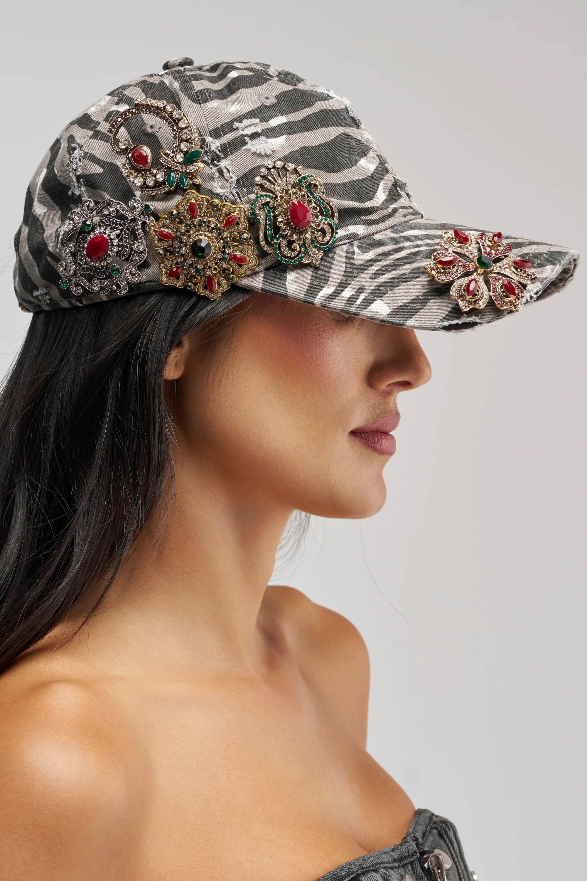 Hats - Akira Store