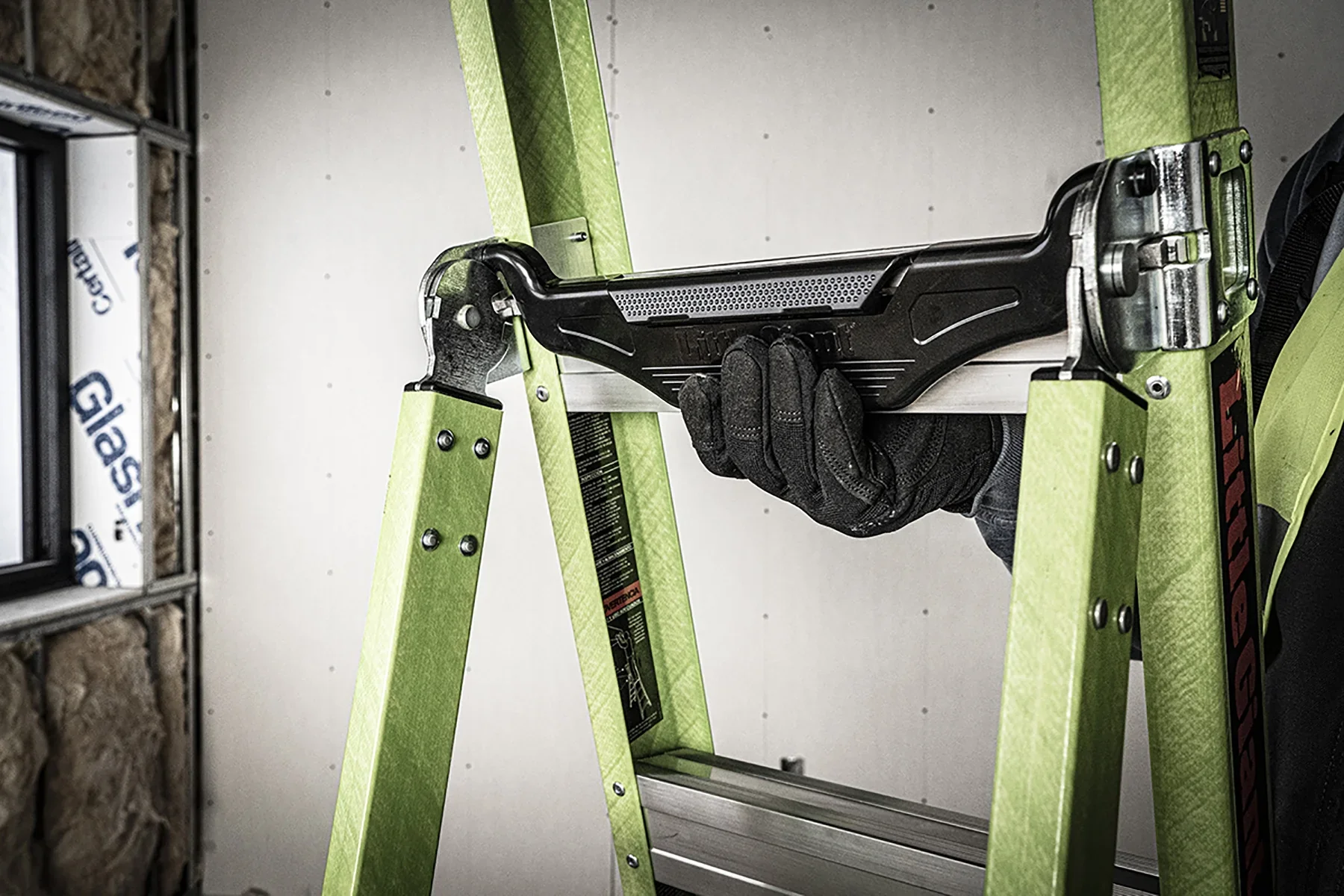 Little Giant King Kombo 5'-8' Fiberglass 3-in-1 Combo Ladder, 375 lbs. Rated