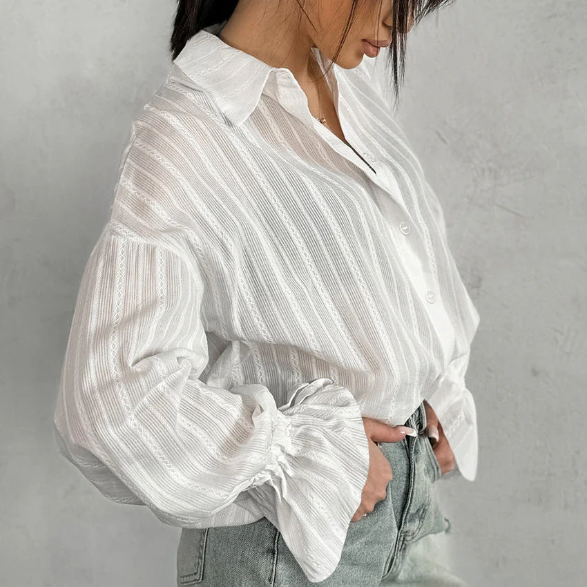 Blouse rayée à poignets noués pour femmes