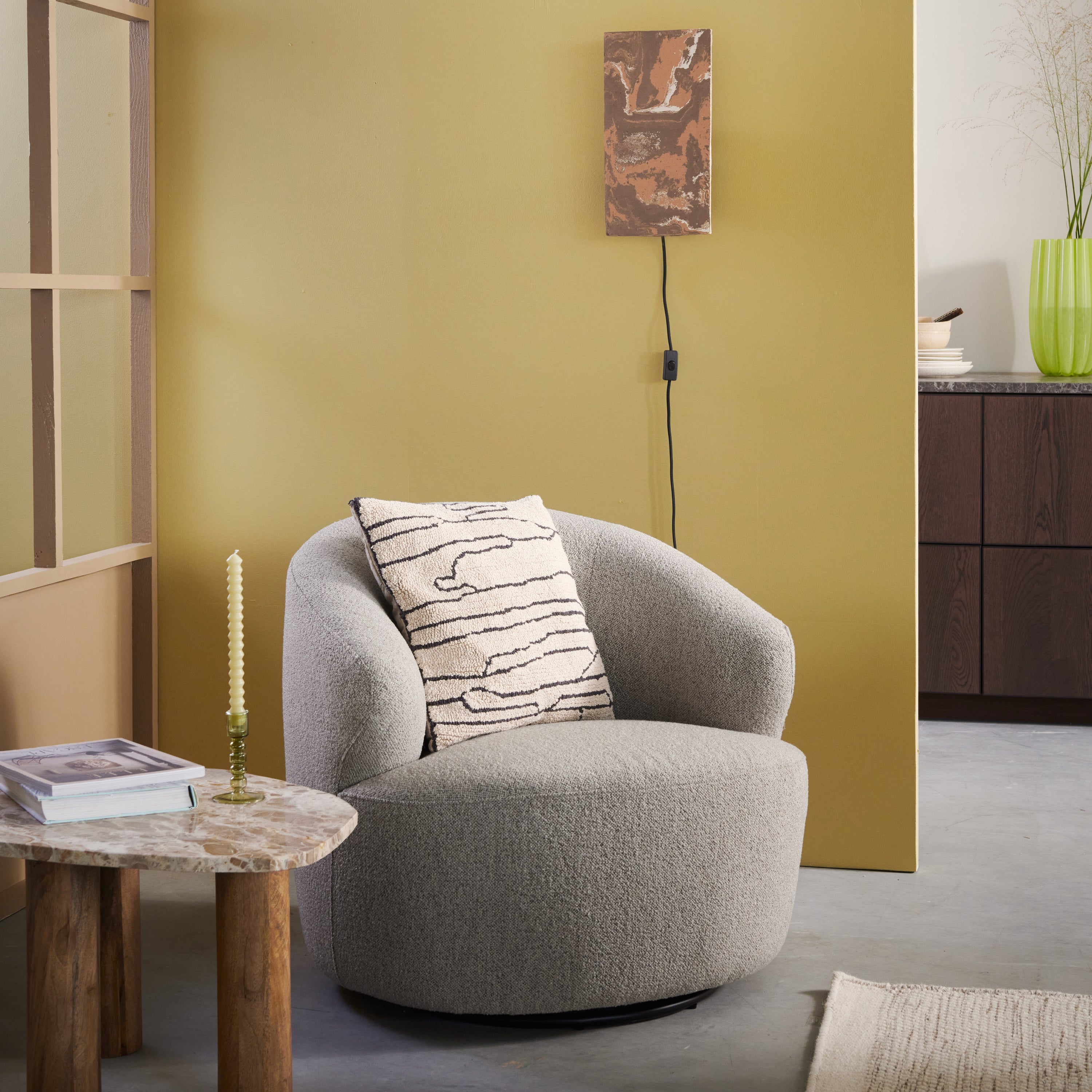 by fonQ Hug Draaibare Fauteuil - Bouclé - Greige