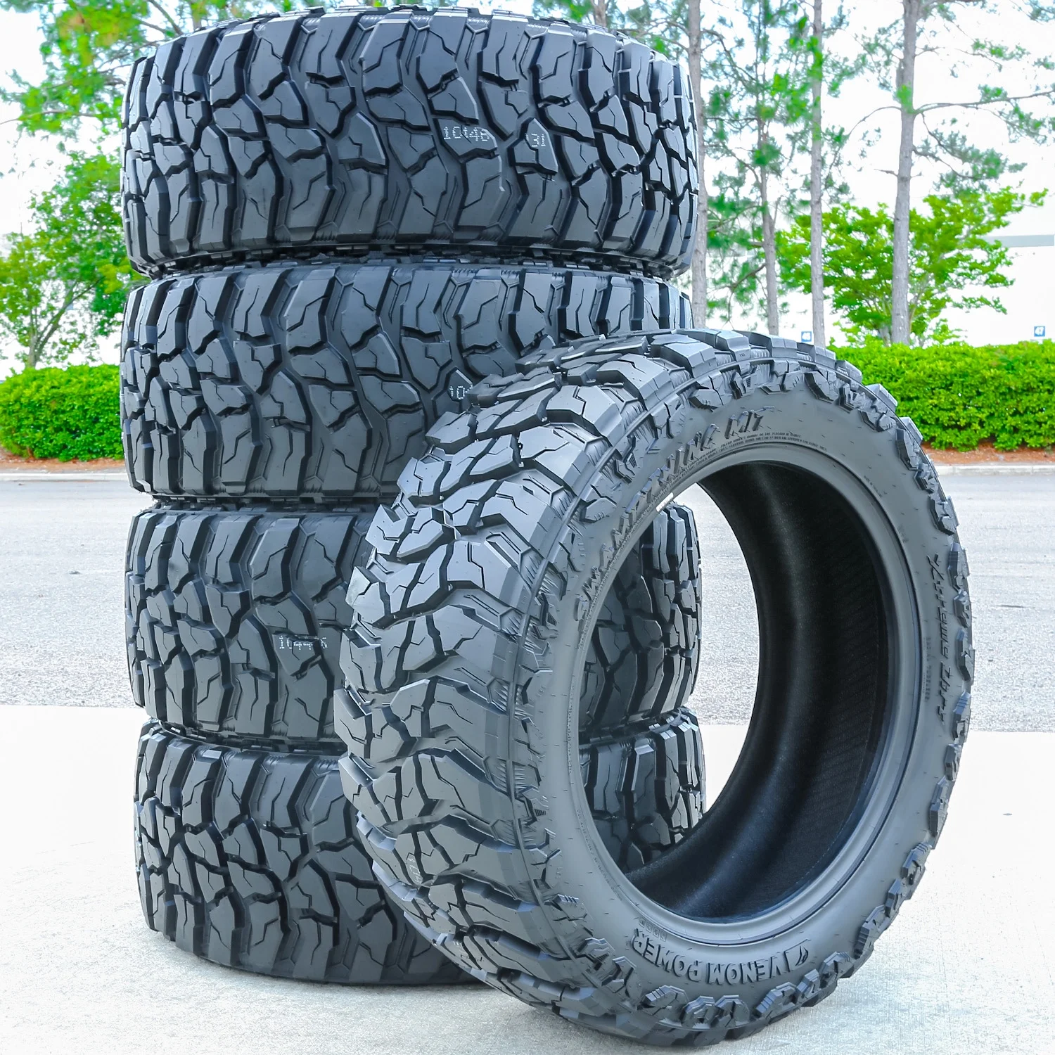 Venom Power Swampthing M/T Xtreme Dirt 265/75R16 123/120Q E 10 Ply Mud Light Truck Tire