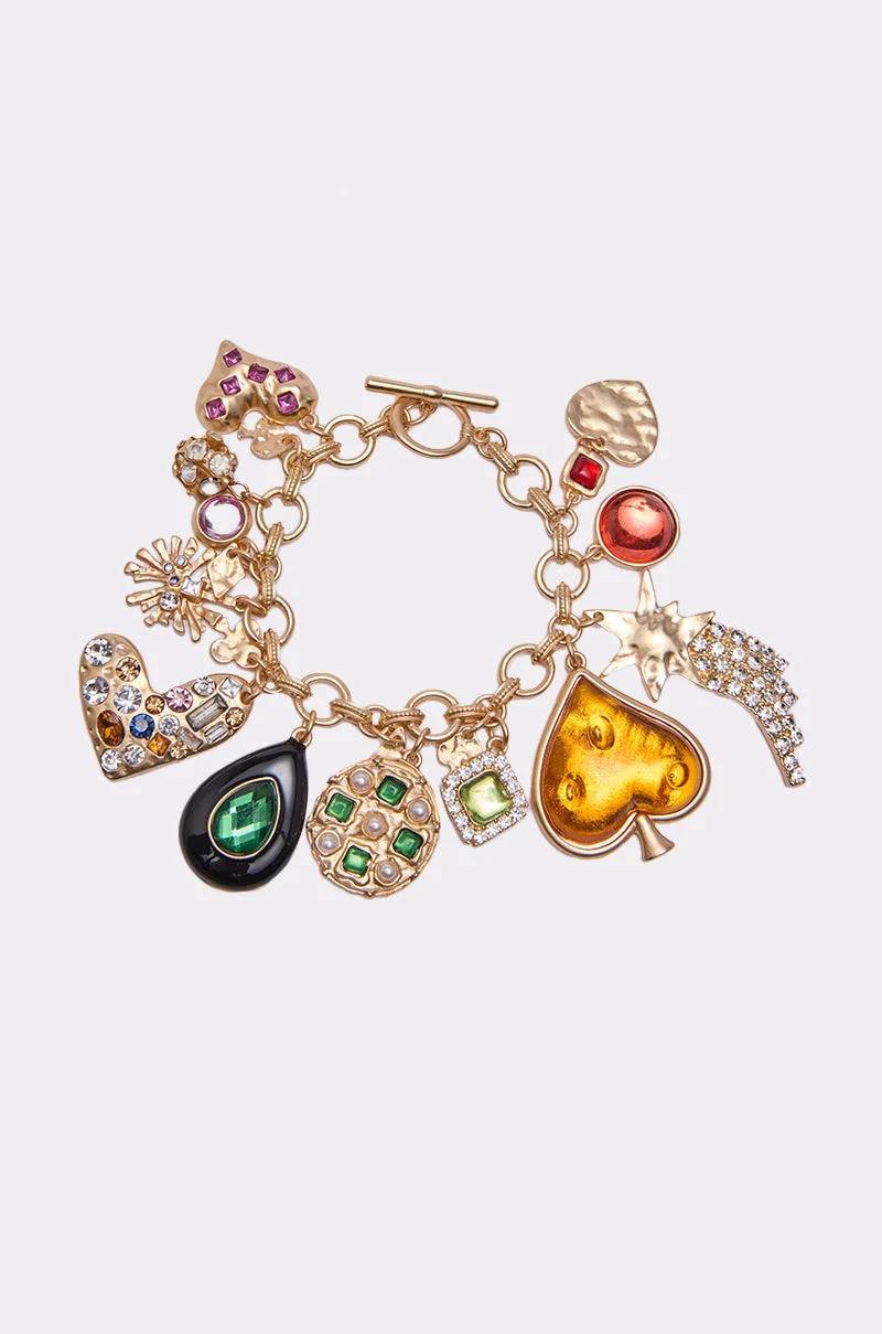 IN EUROPE CHARM BRACELET - Akira Store