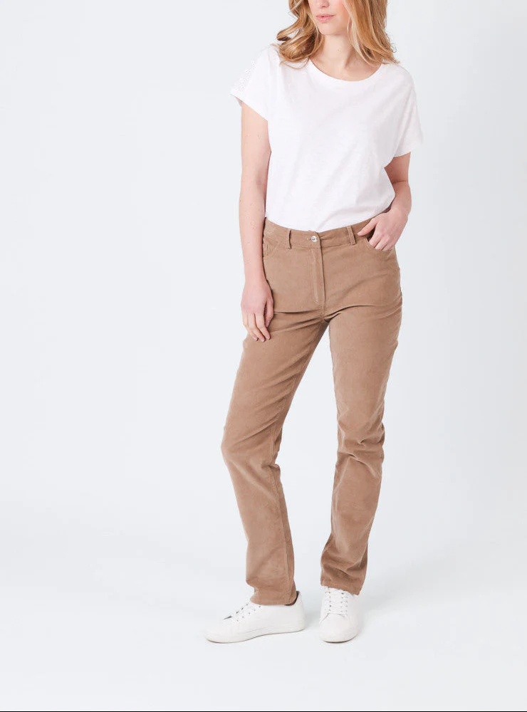 Pantalon femme en velours beige taupe