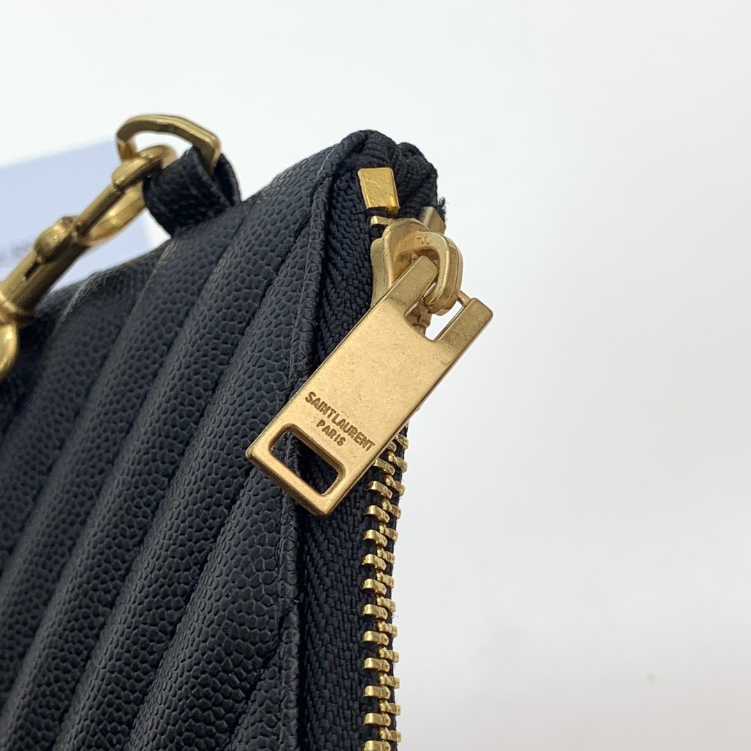 Y new arrival handbag size??30cm